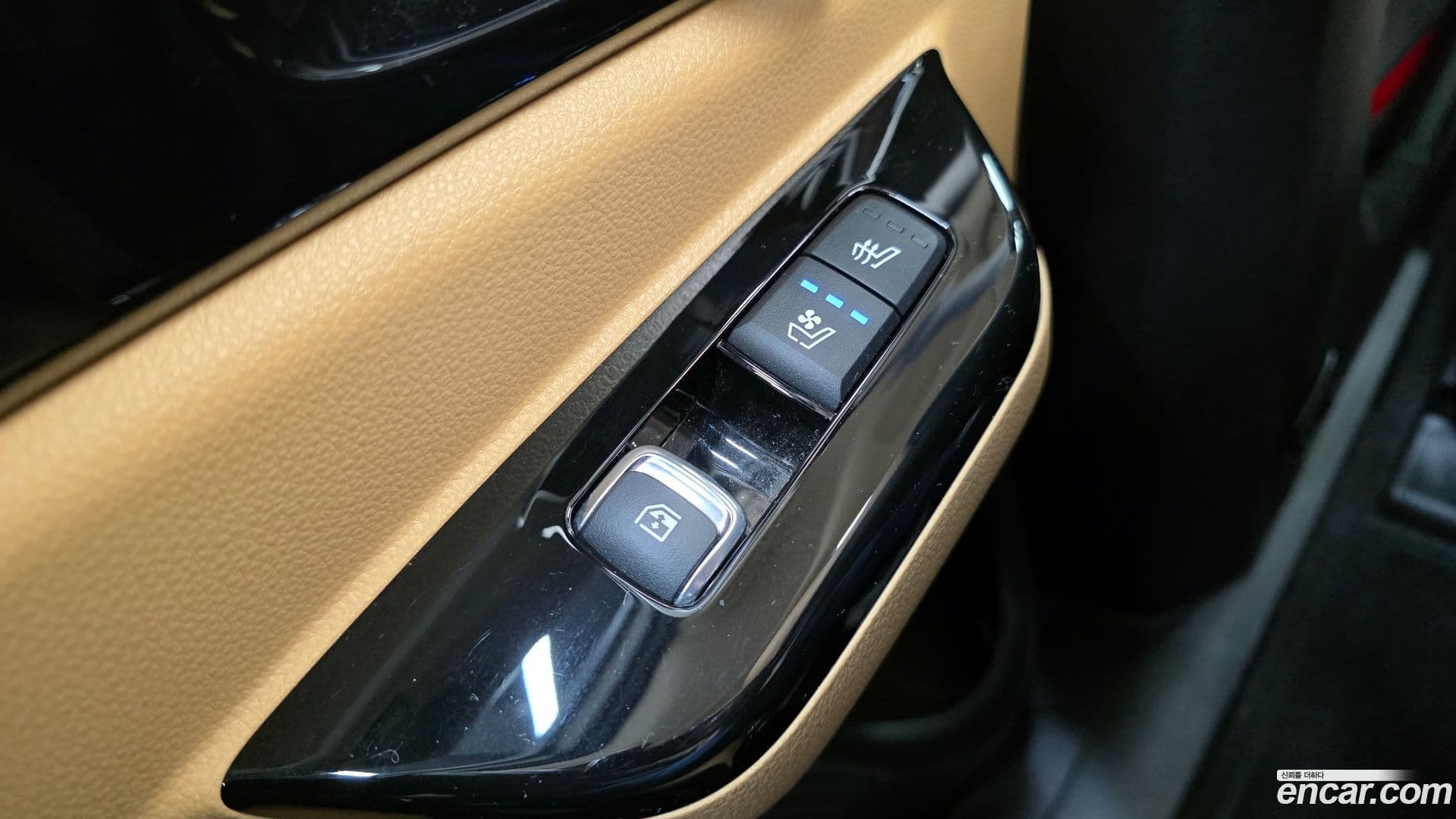 Main__Slider__Photo:Canival Kia 2022.0-16