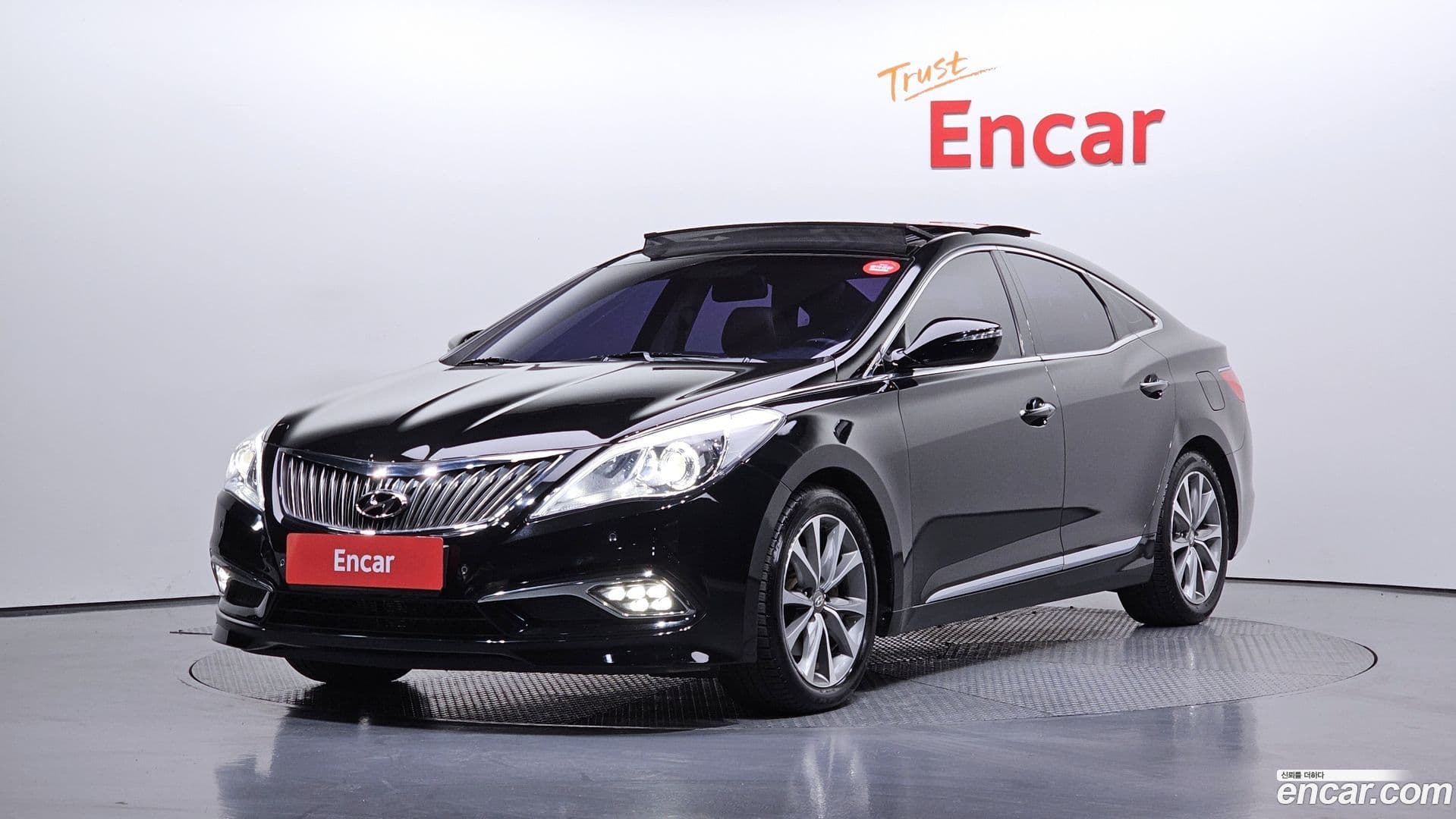 Main__Slider__Photo:Grandeur Hyundai 2016.0-0