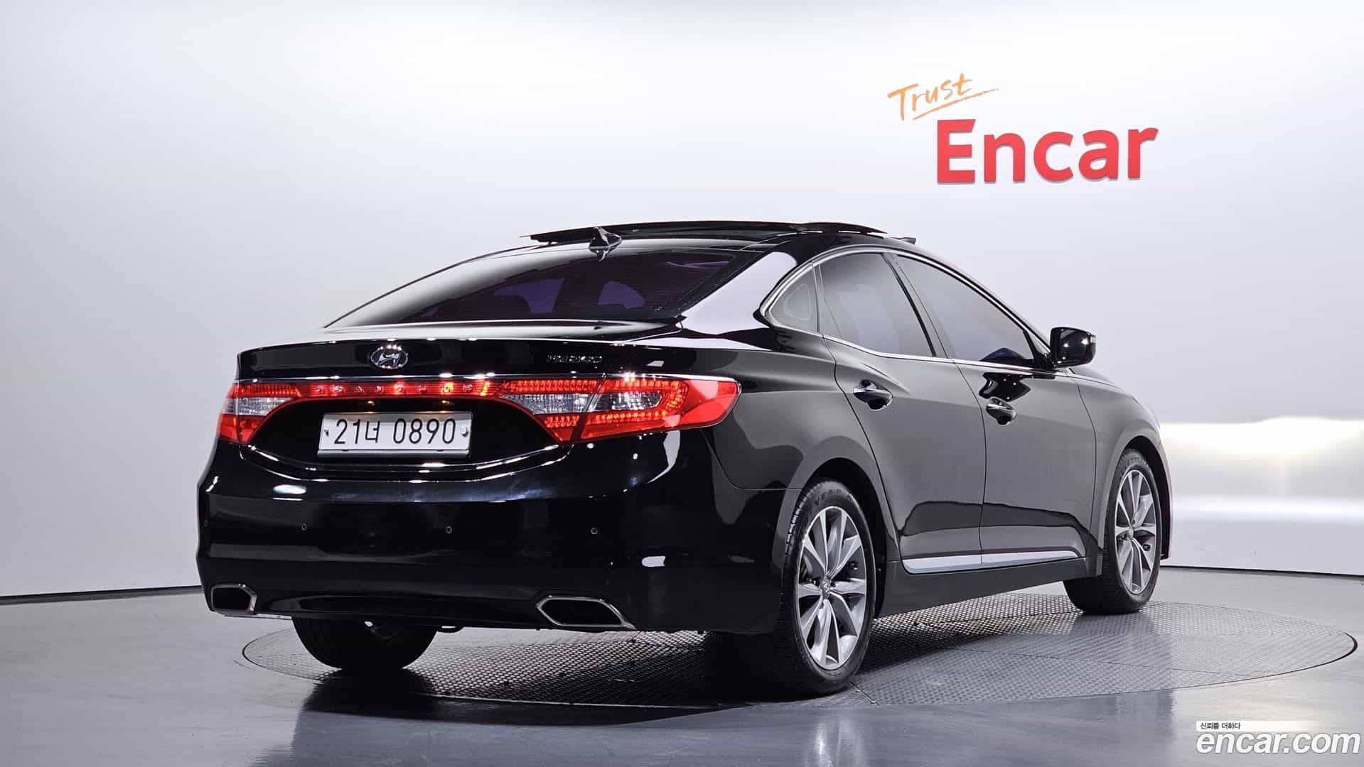 Grandeur Hyundai 2016.0-OUTER-002