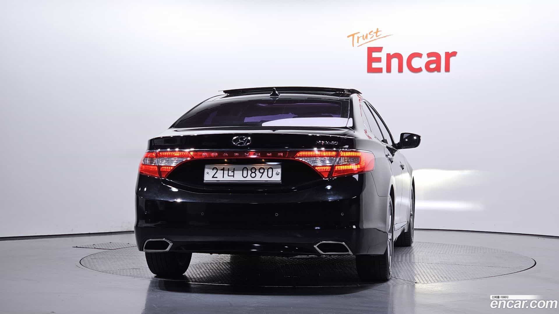 Grandeur Hyundai 2016.0-OUTER-004