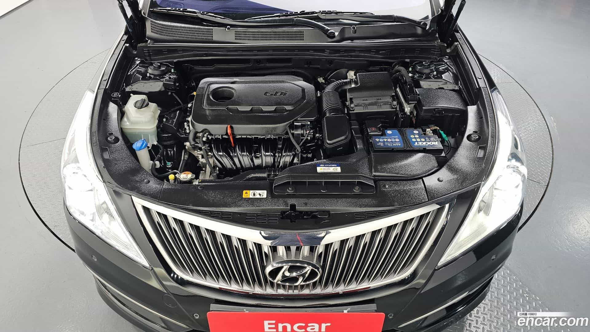 Grandeur Hyundai 2016.0-INNER-006