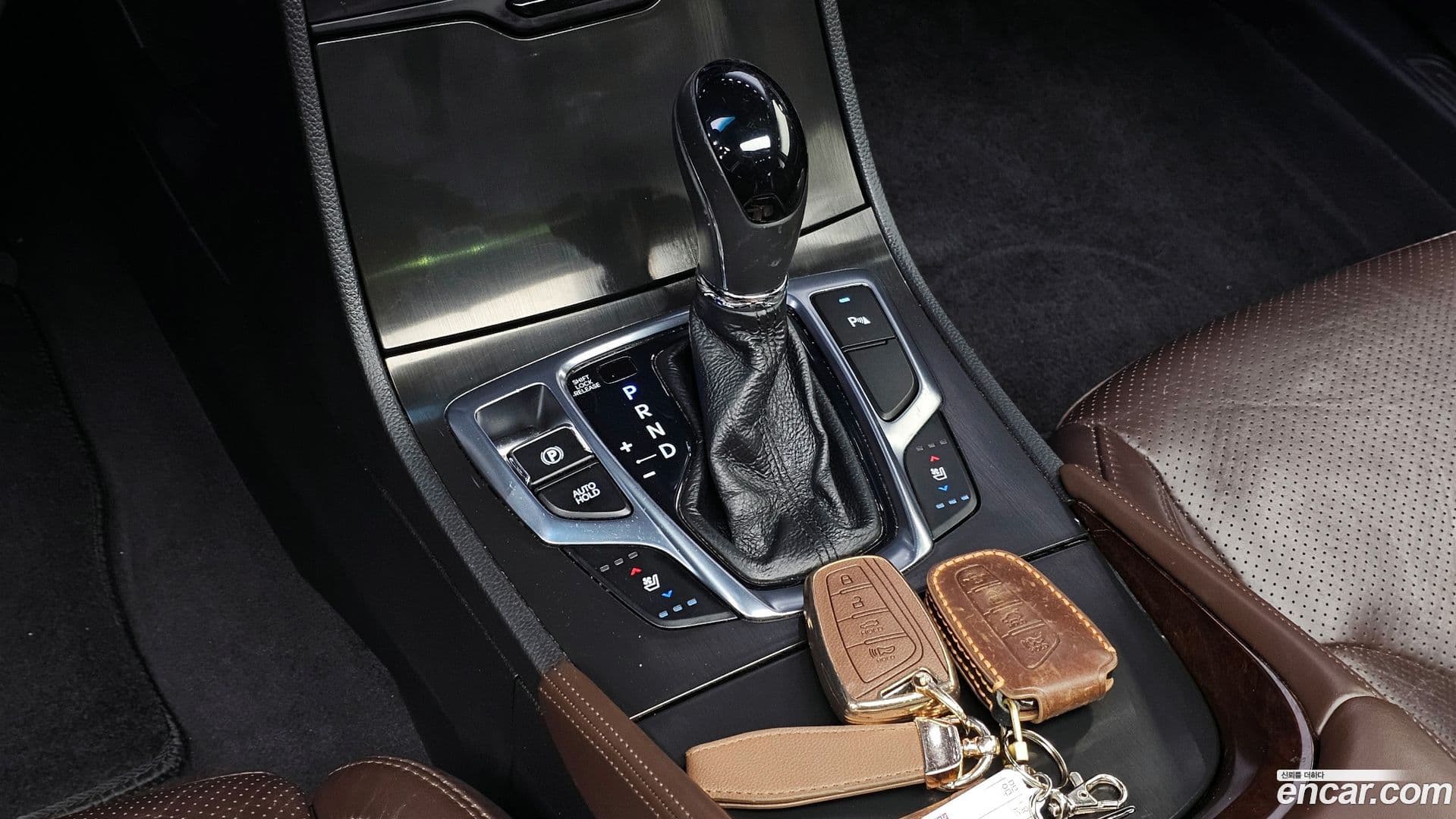 Main__Slider__Photo:Grandeur Hyundai 2016.0-8