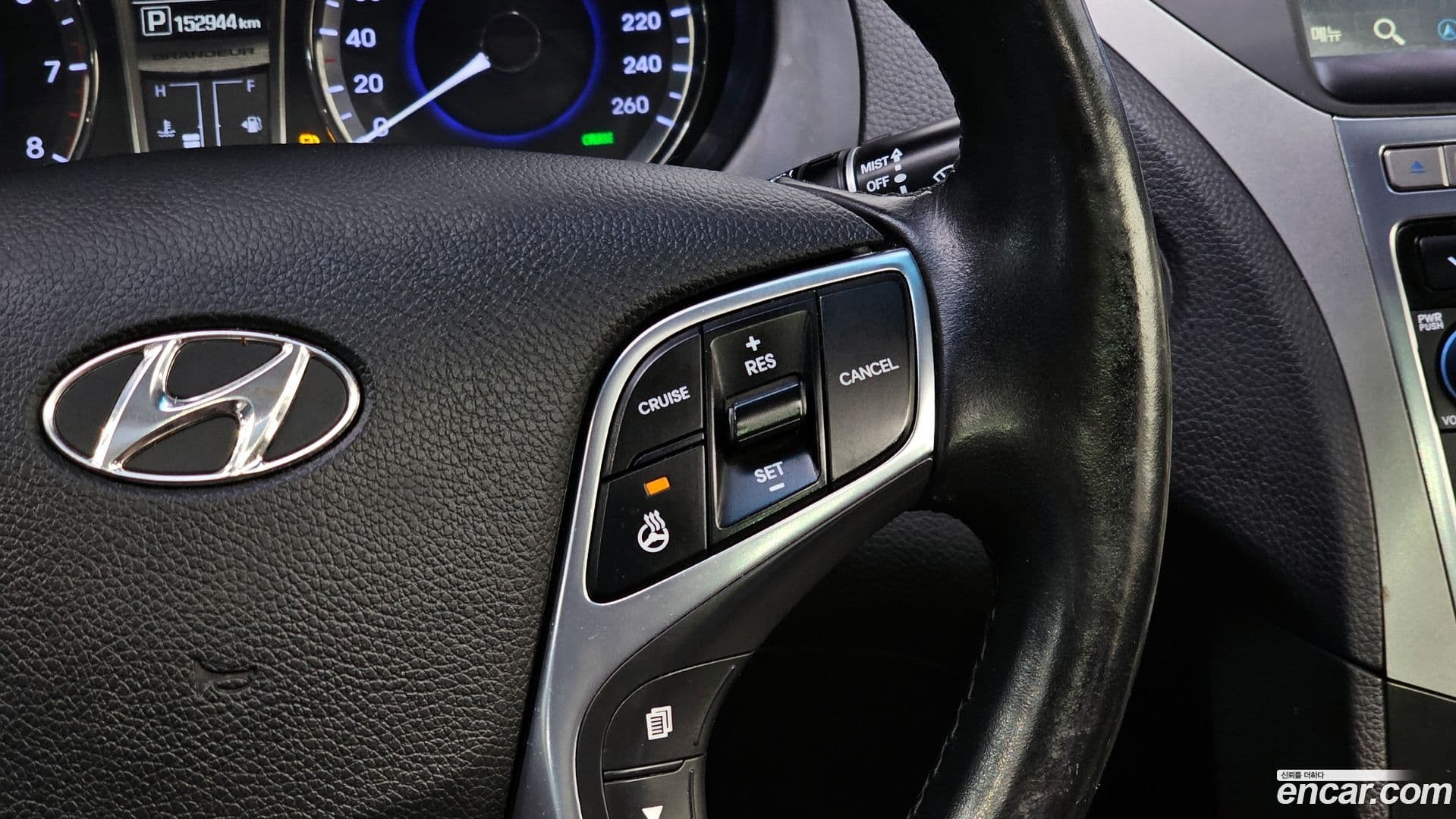 Main__Slider__Photo:Grandeur Hyundai 2016.0-13