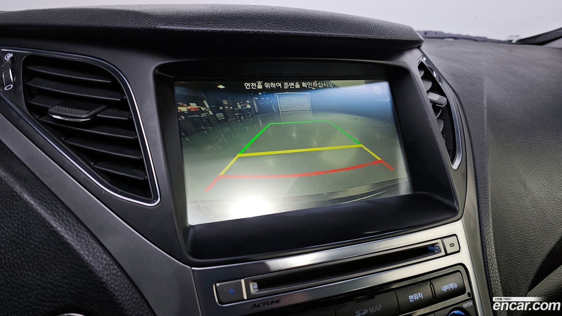 Main__Slider__Photo:Grandeur Hyundai 2016.0-15