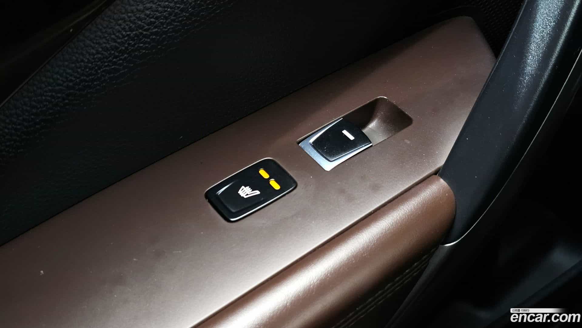 Grandeur Hyundai 2016.0-OPTION-024