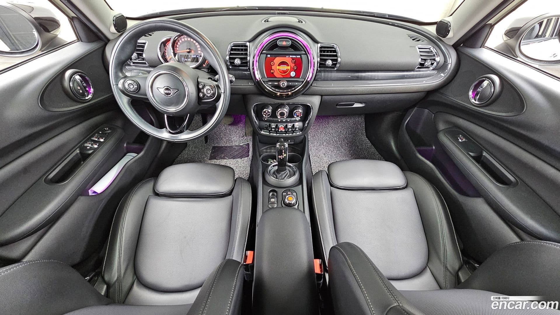 Main__Slider__Photo:Clubman Mini 2019.10-6