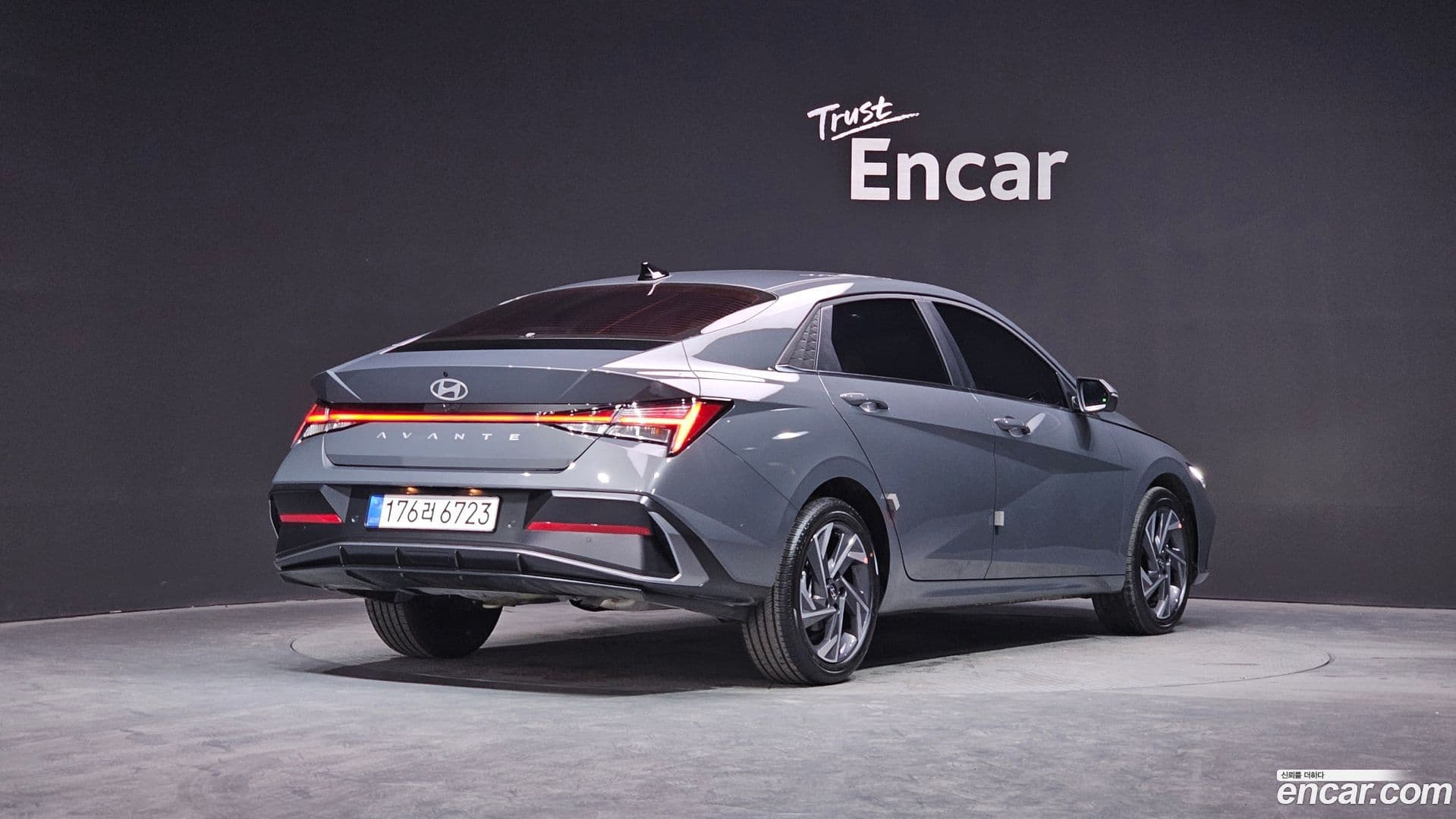 Main__Slider__Photo:AVANTE Hyundai 2025.10-1