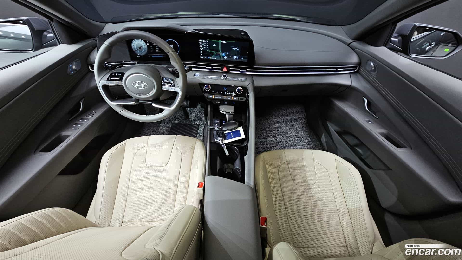 AVANTE Hyundai 2025.10-INNER-007