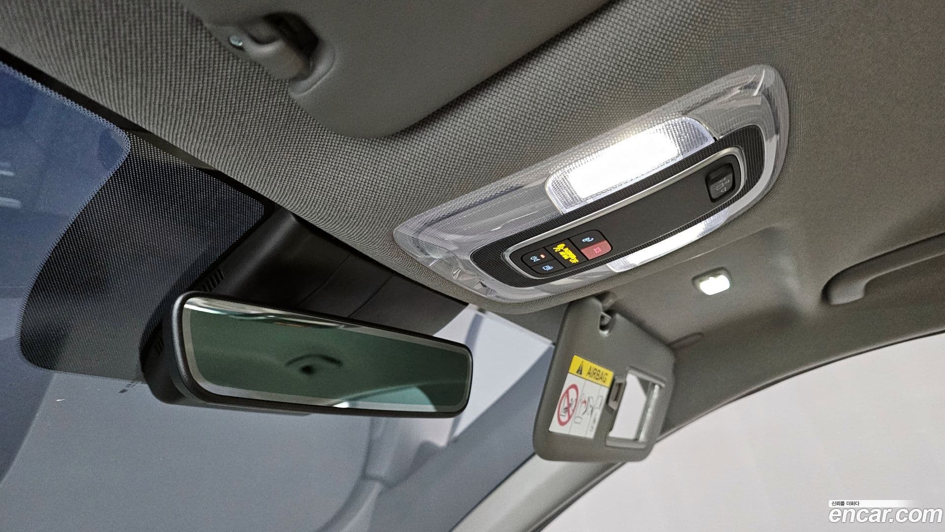 Main__Slider__Photo:AVANTE Hyundai 2025.10-16