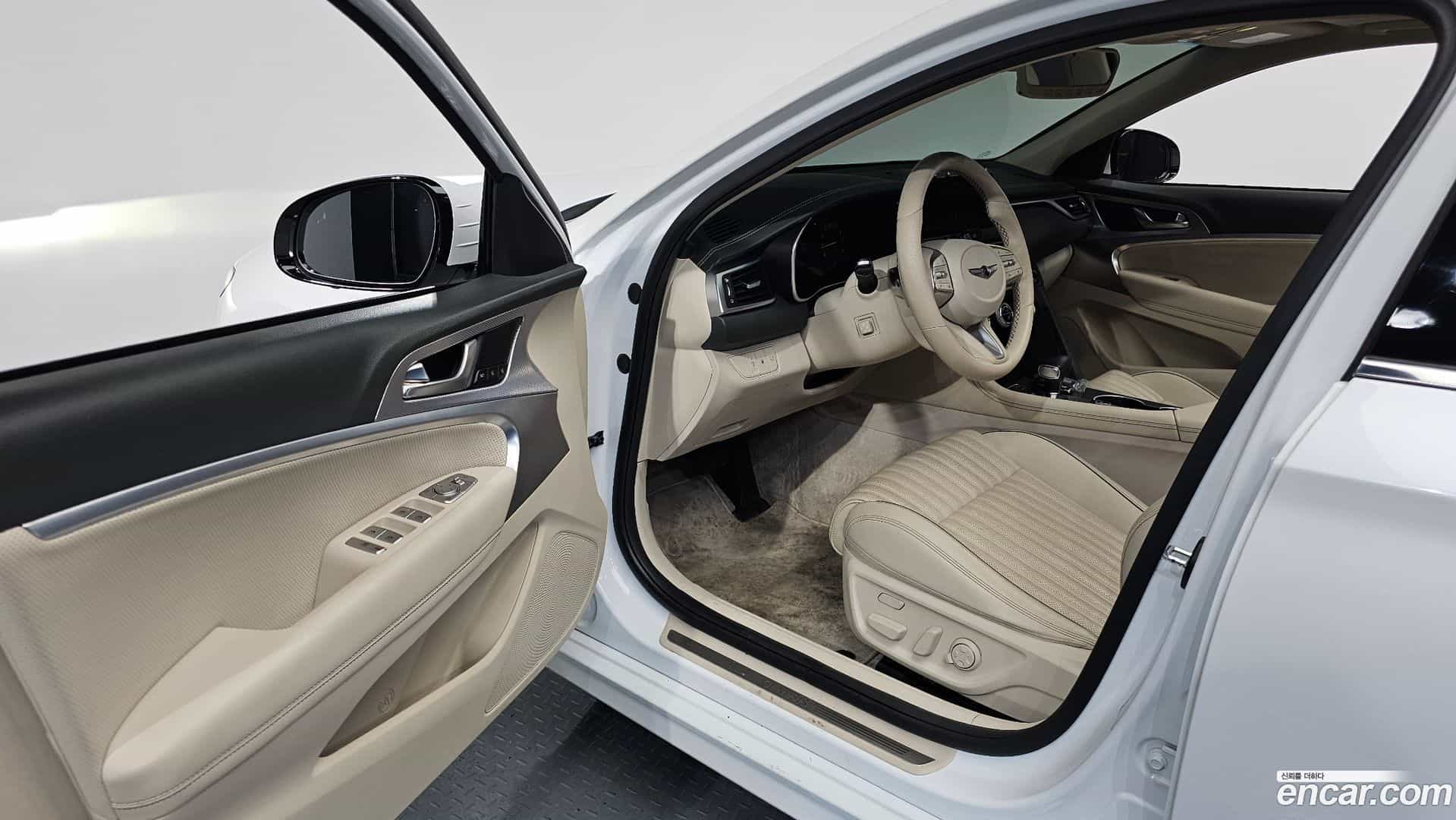 G70 Genesis 2021.6-INNER-010