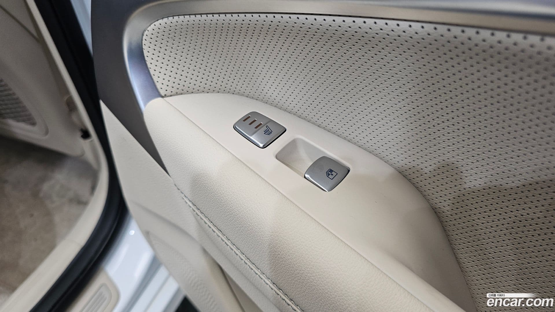 Main__Slider__Photo:G70 Genesis 2021.6-17