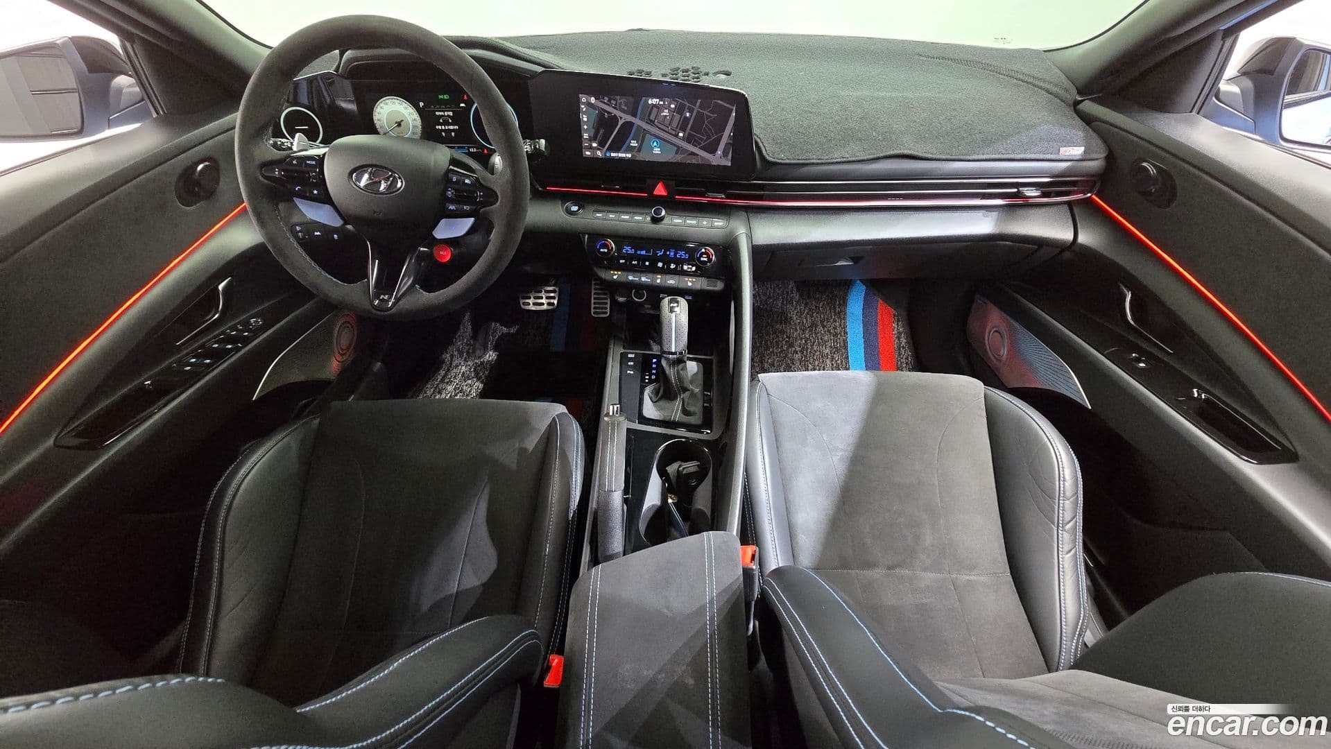 Main__Slider__Photo:AVANTE Hyundai 2021.11-6