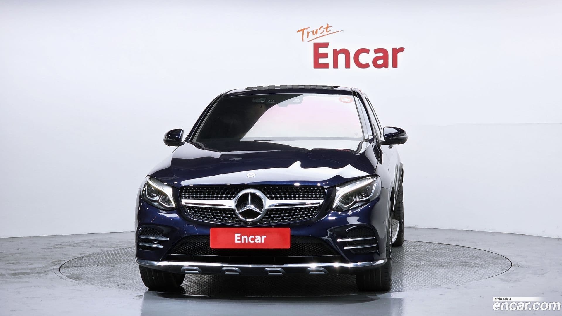 Main__Slider__Photo:GLC-Class Mercedes-Benz 2017.7-2