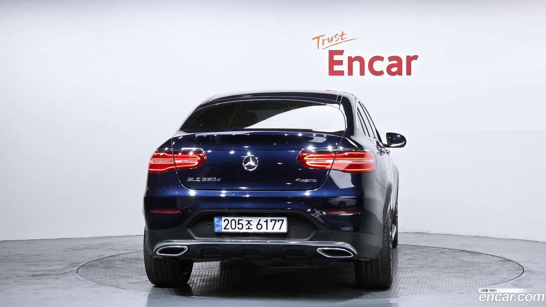 GLC-Class Mercedes-Benz 2017.7-OUTER-004