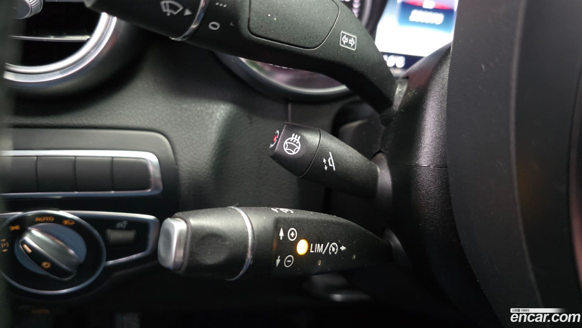 Main__Slider__Photo:GLC-Class Mercedes-Benz 2017.7-18