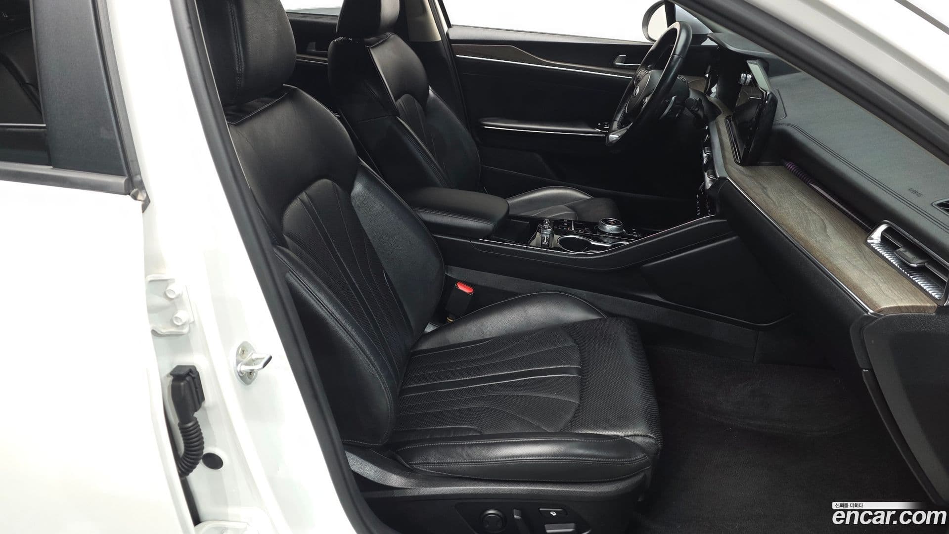 Main__Slider__Photo:K5 Kia 2020.0-9