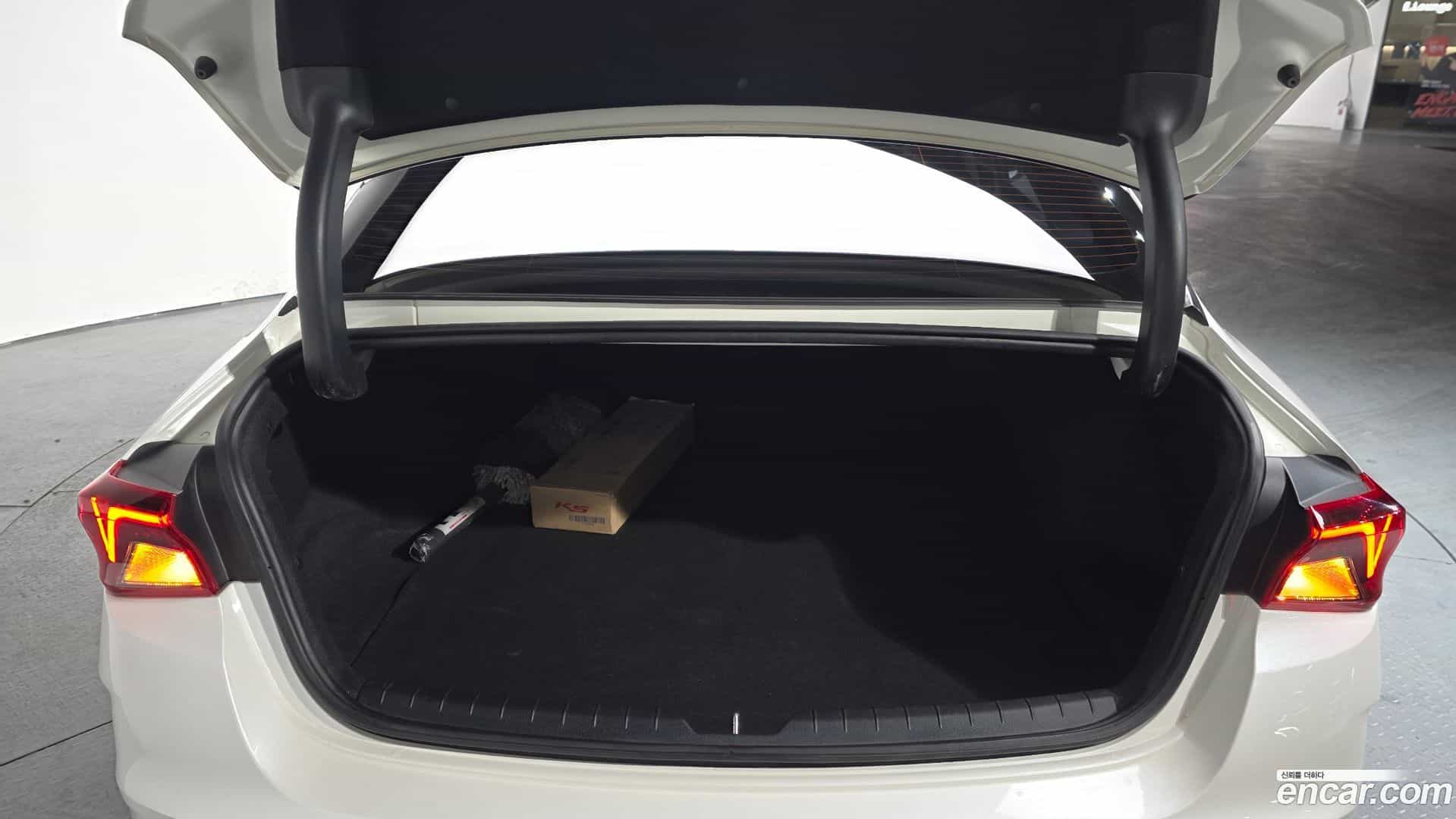 K5 Kia 2020.0-OPTION-024