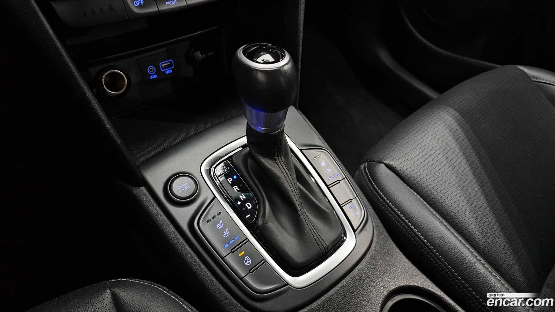 Kona Hyundai 2018.1-INNER-009