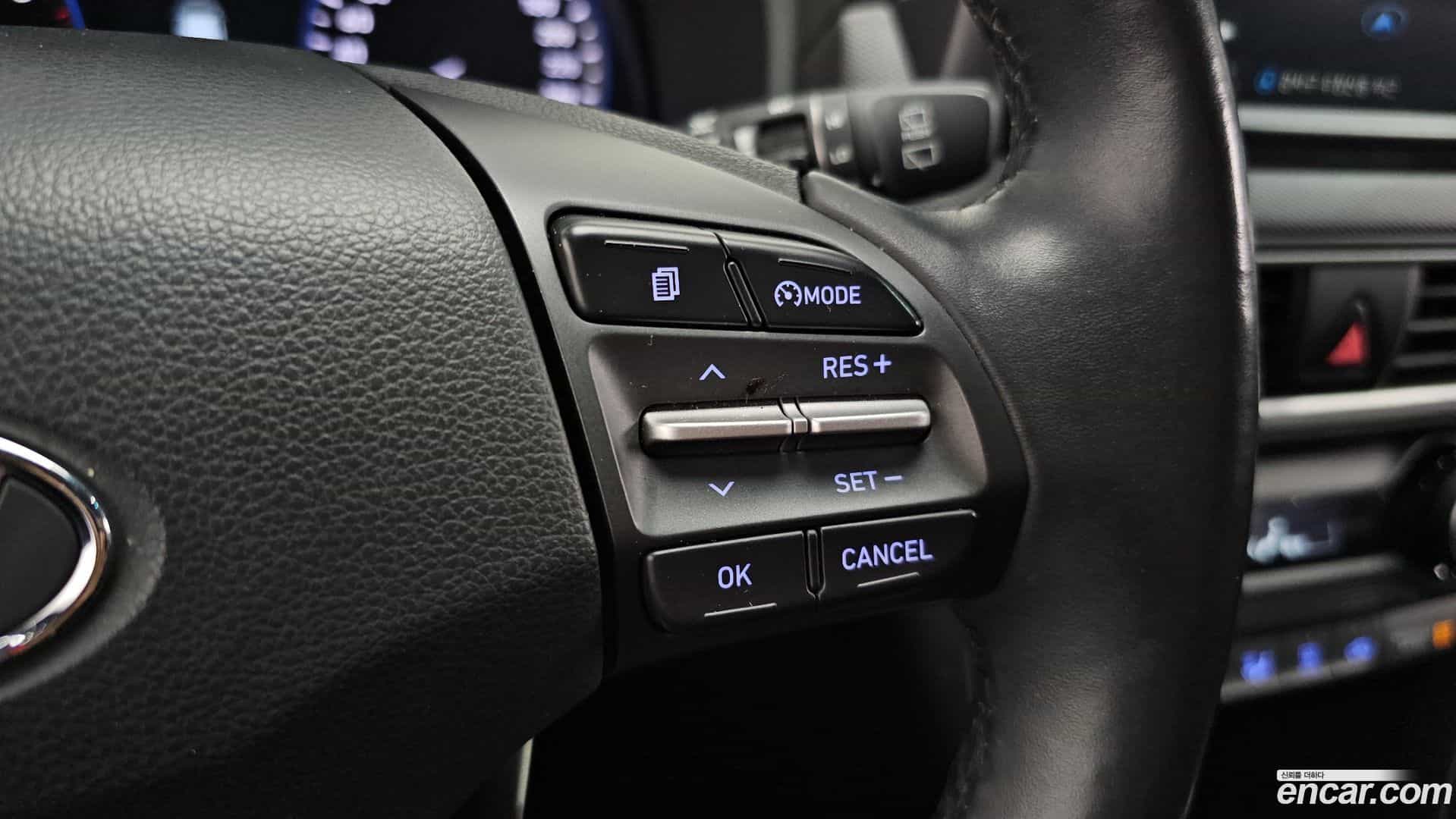 Kona Hyundai 2018.1-OPTION-023