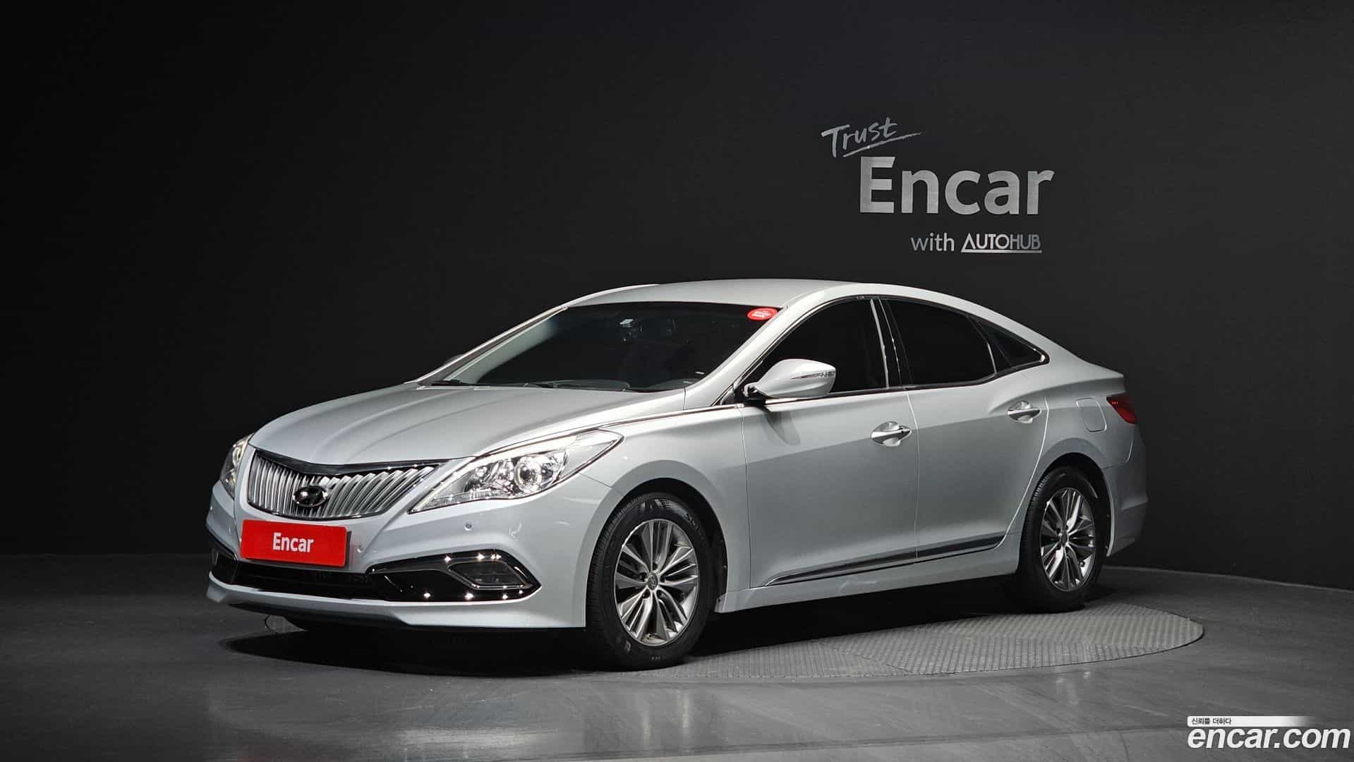 Grandeur Hyundai 2014.8-OUTER-001