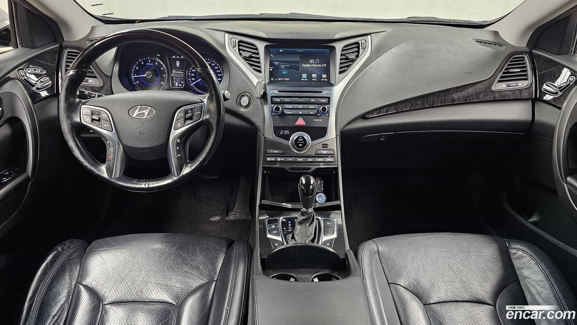 Grandeur Hyundai 2014.8-INNER-007