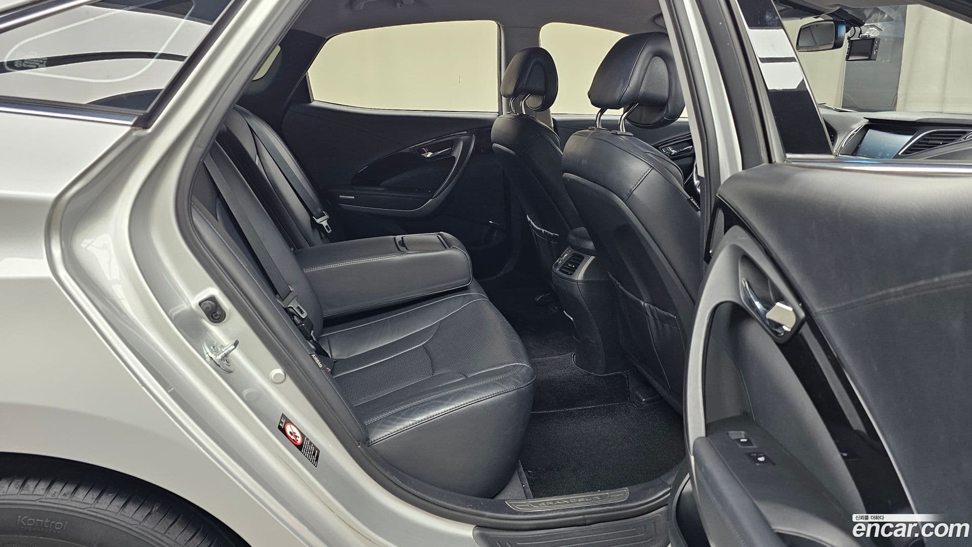 Main__Slider__Photo:Grandeur Hyundai 2014.8-11