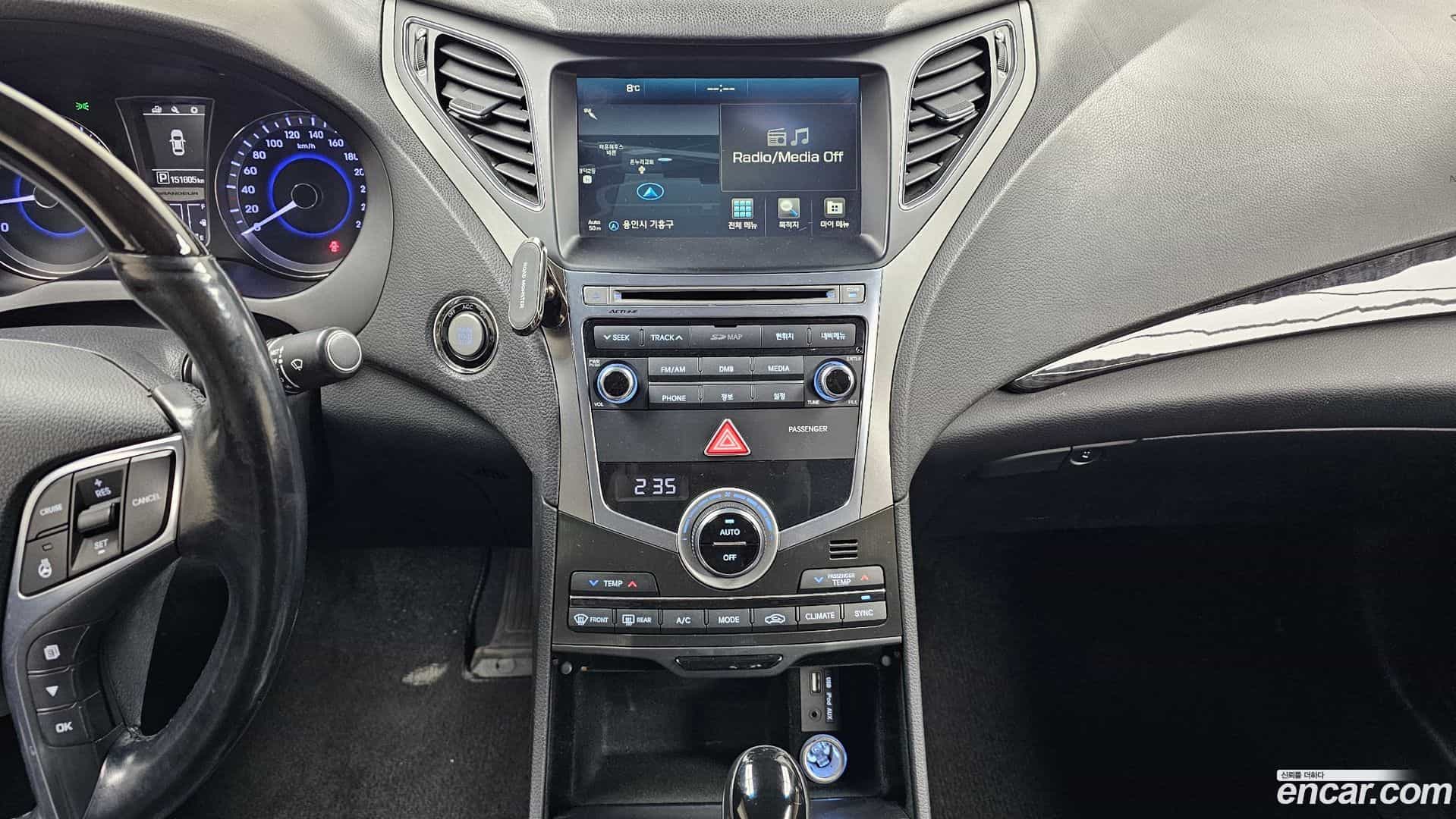 Grandeur Hyundai 2014.8-OPTION-020