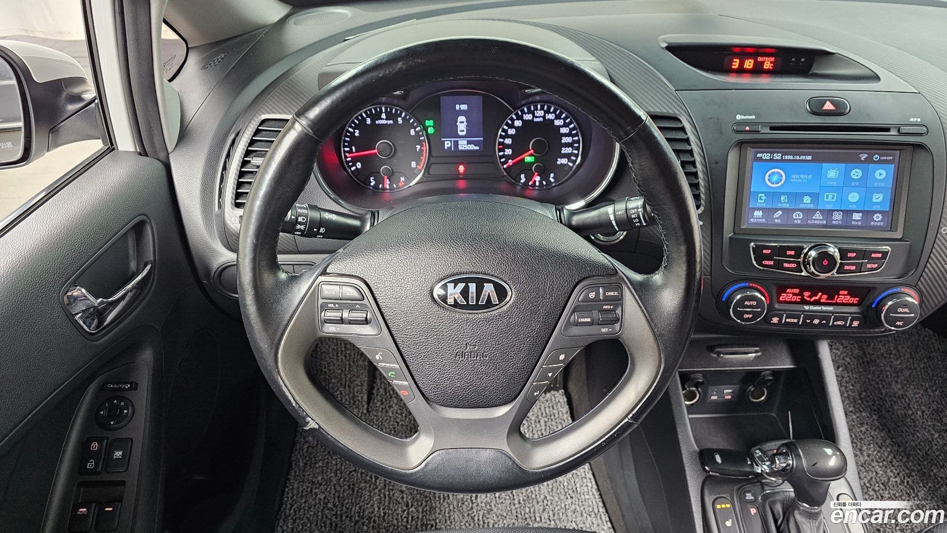 Main__Slider__Photo:K3 Kia 2015.7-12