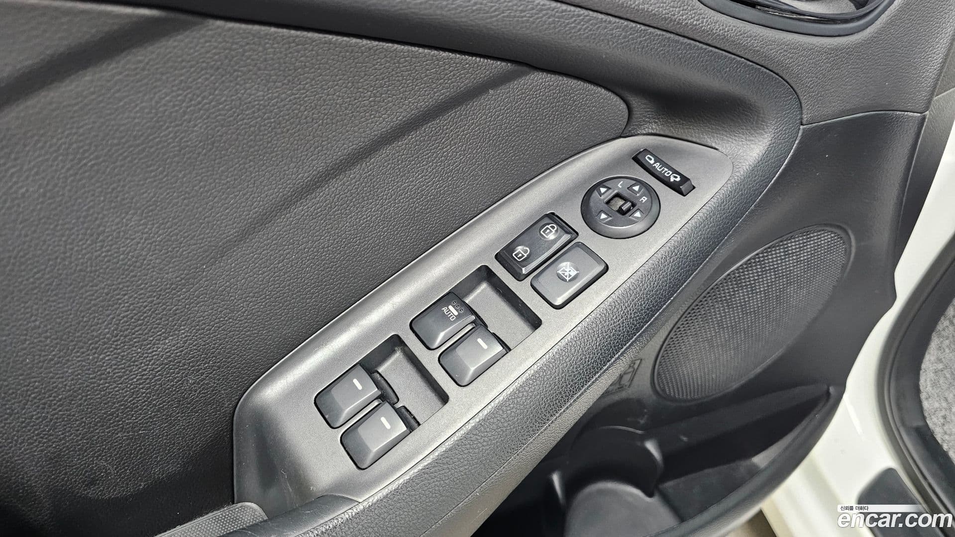 Main__Slider__Photo:K3 Kia 2015.7-13