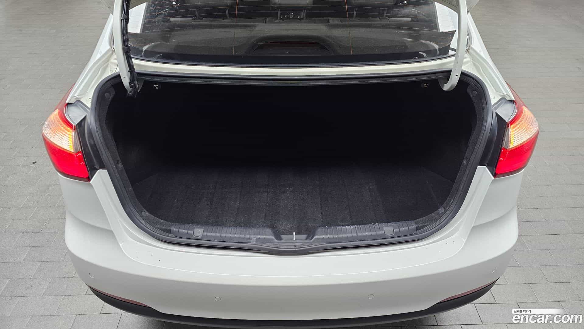 K3 Kia 2015.7-OPTION-024