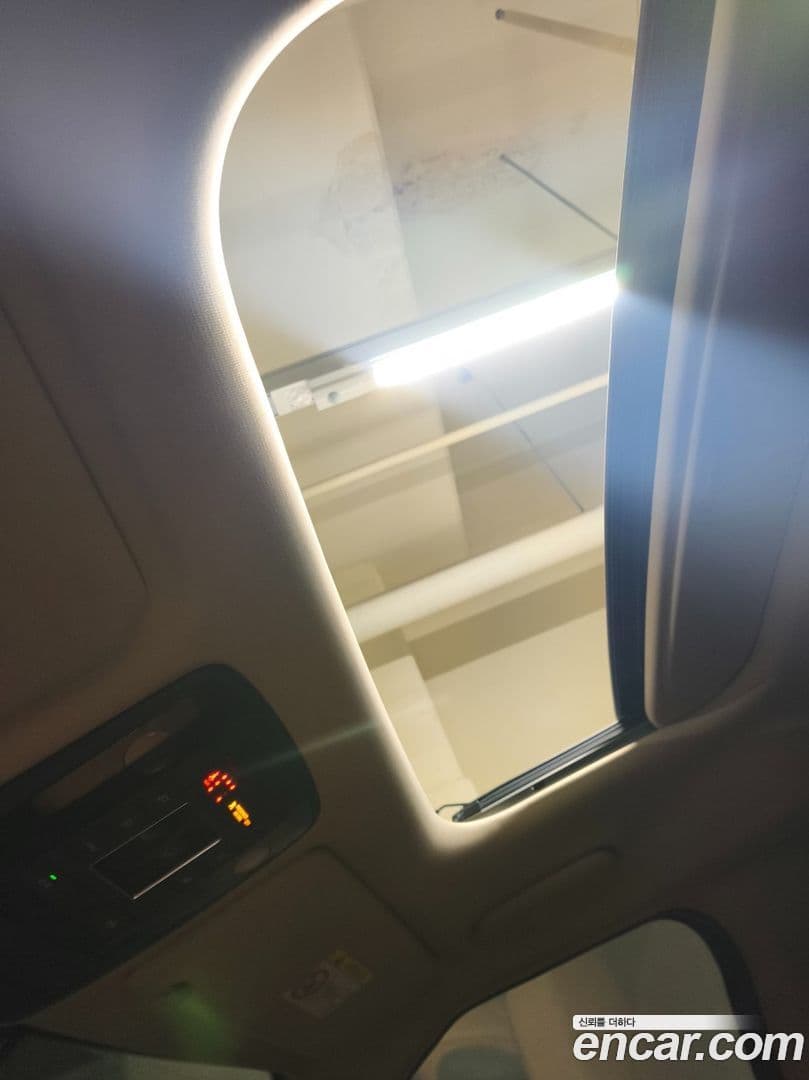 Main__Slider__Photo:Canival Kia 2020.8-3