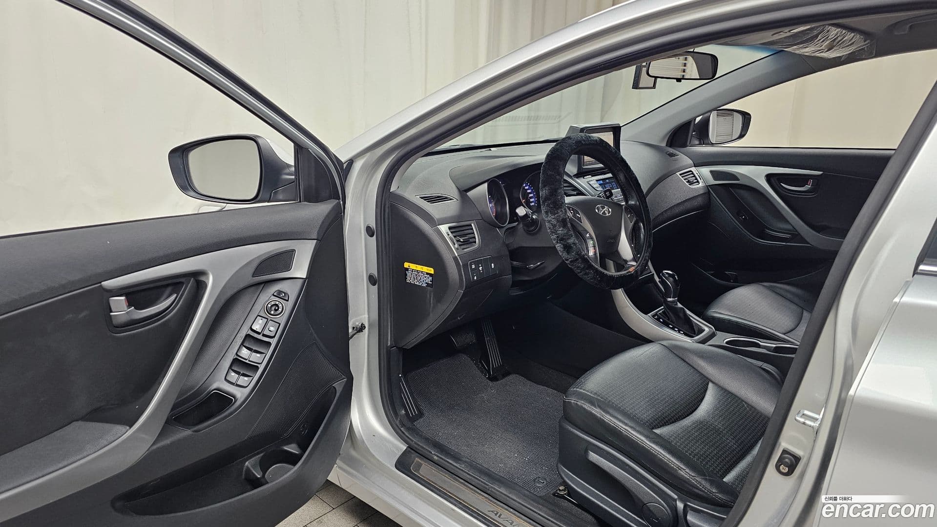 Main__Slider__Photo:AVANTE Hyundai 2014.4-9