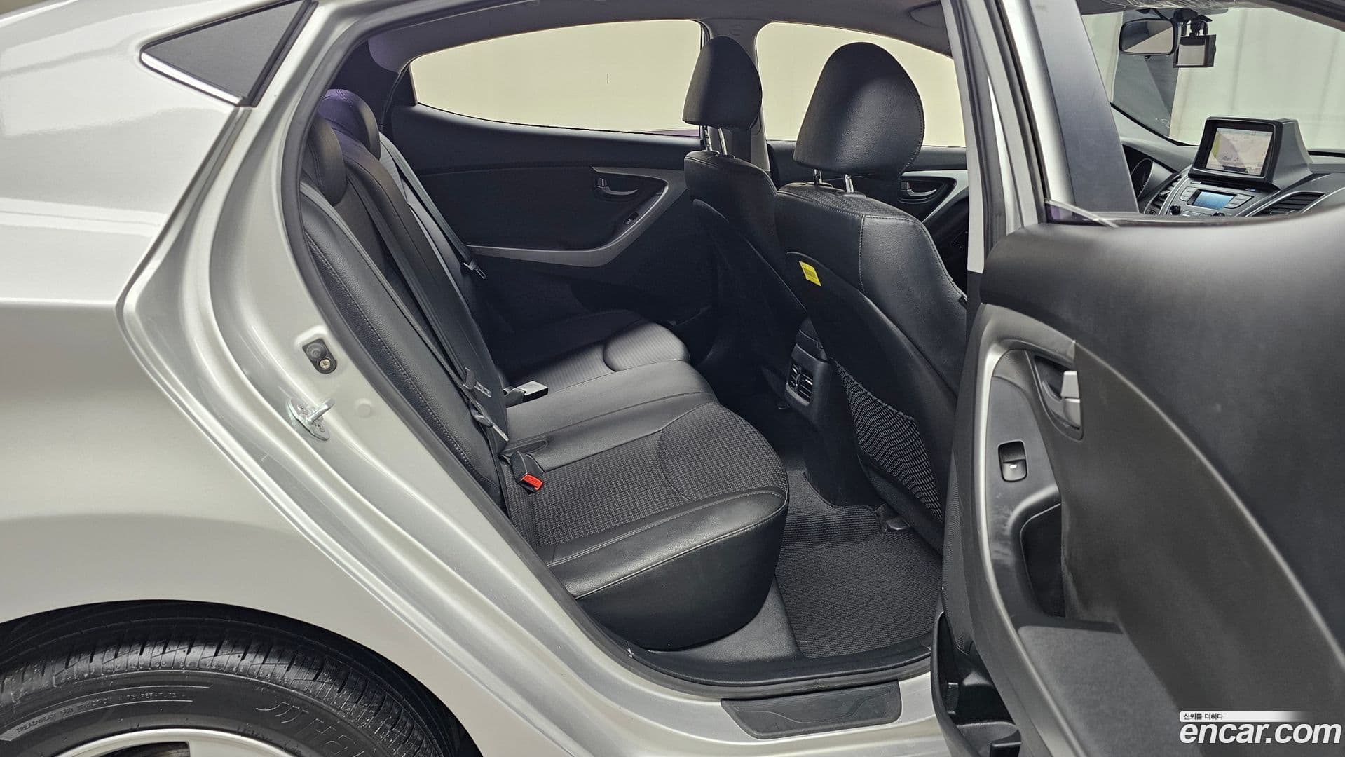 Main__Slider__Photo:AVANTE Hyundai 2014.4-11