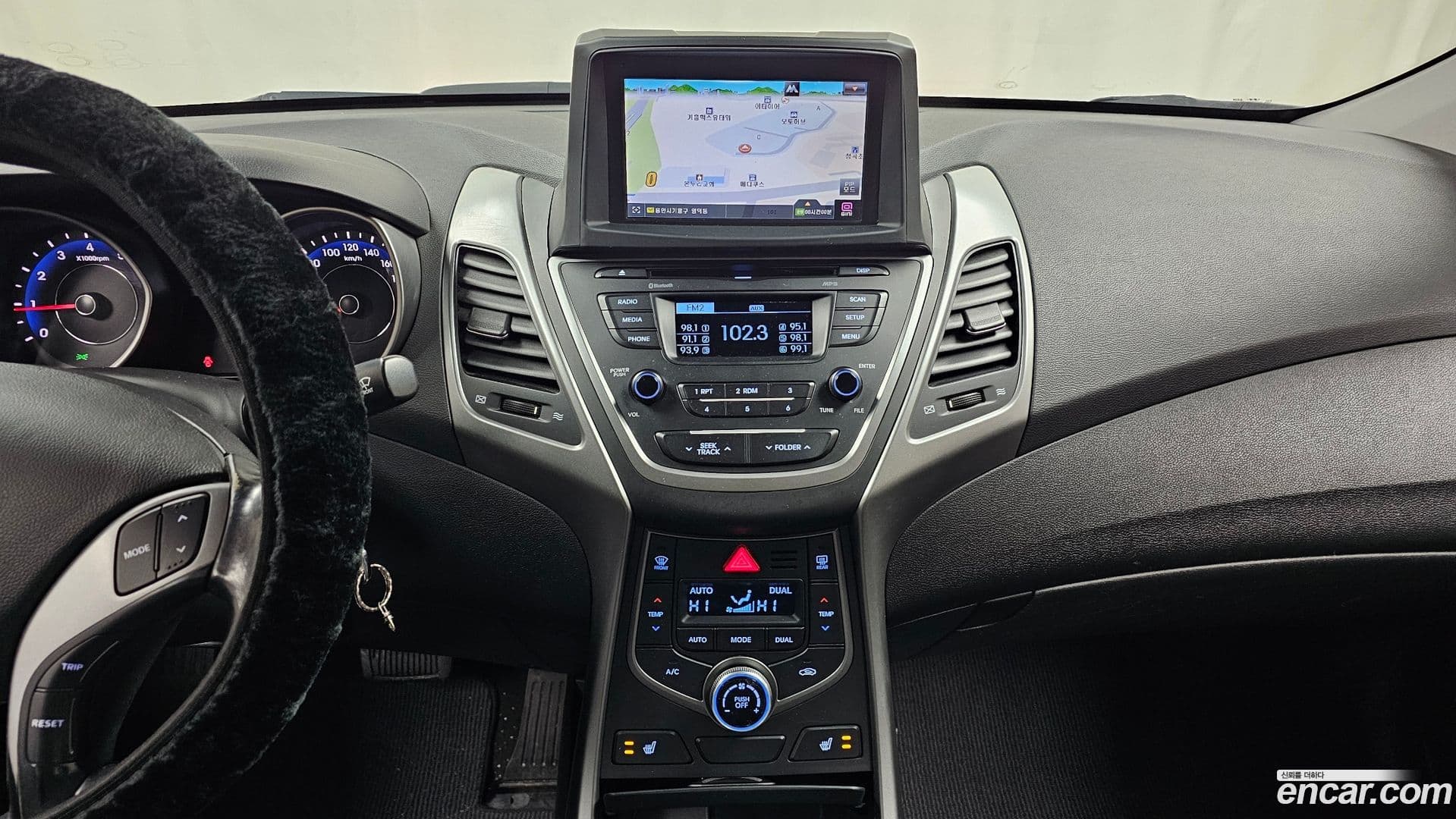 Main__Slider__Photo:AVANTE Hyundai 2014.4-15