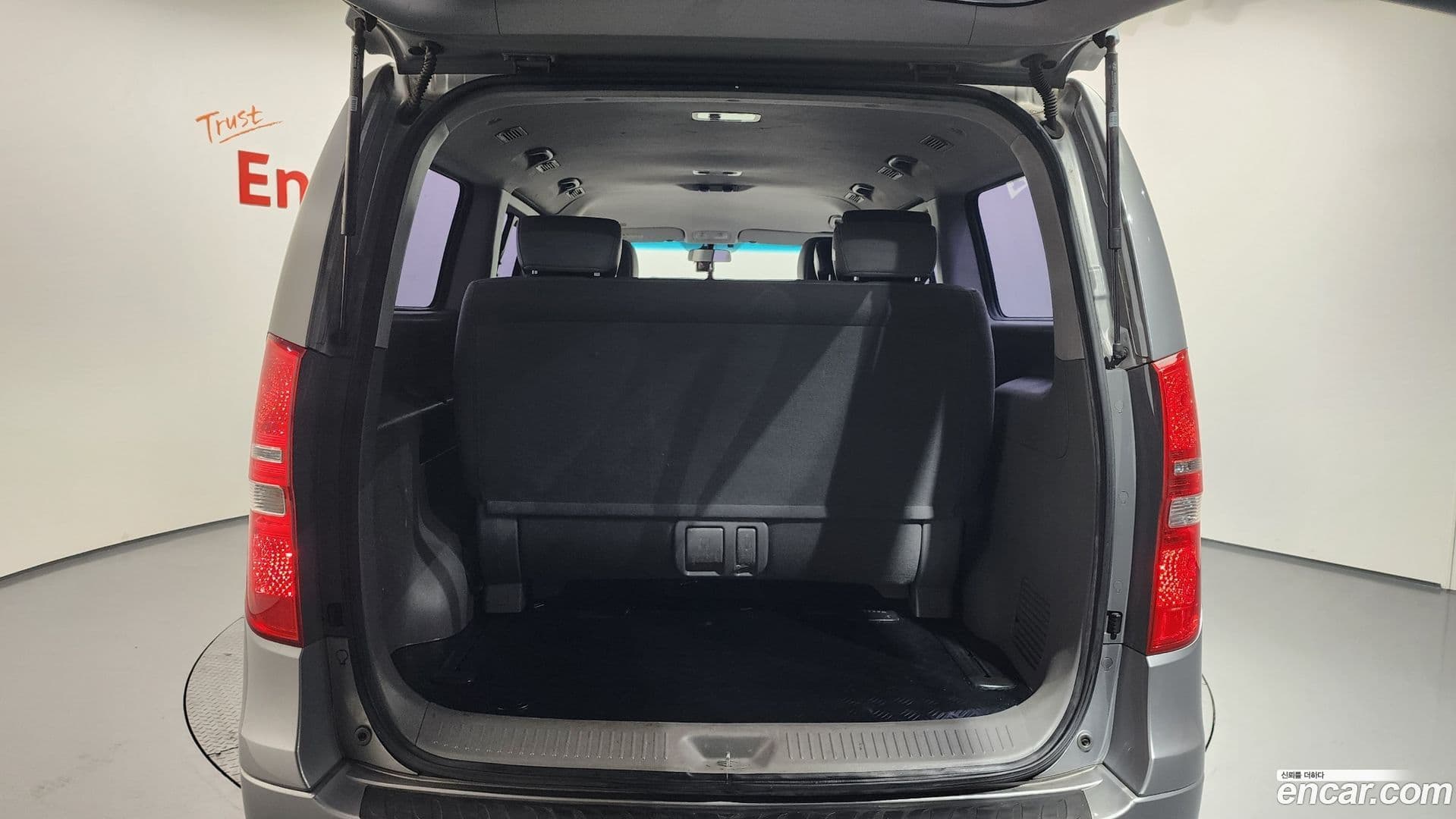 Main__Slider__Photo:Starex Hyundai 2017.4-19