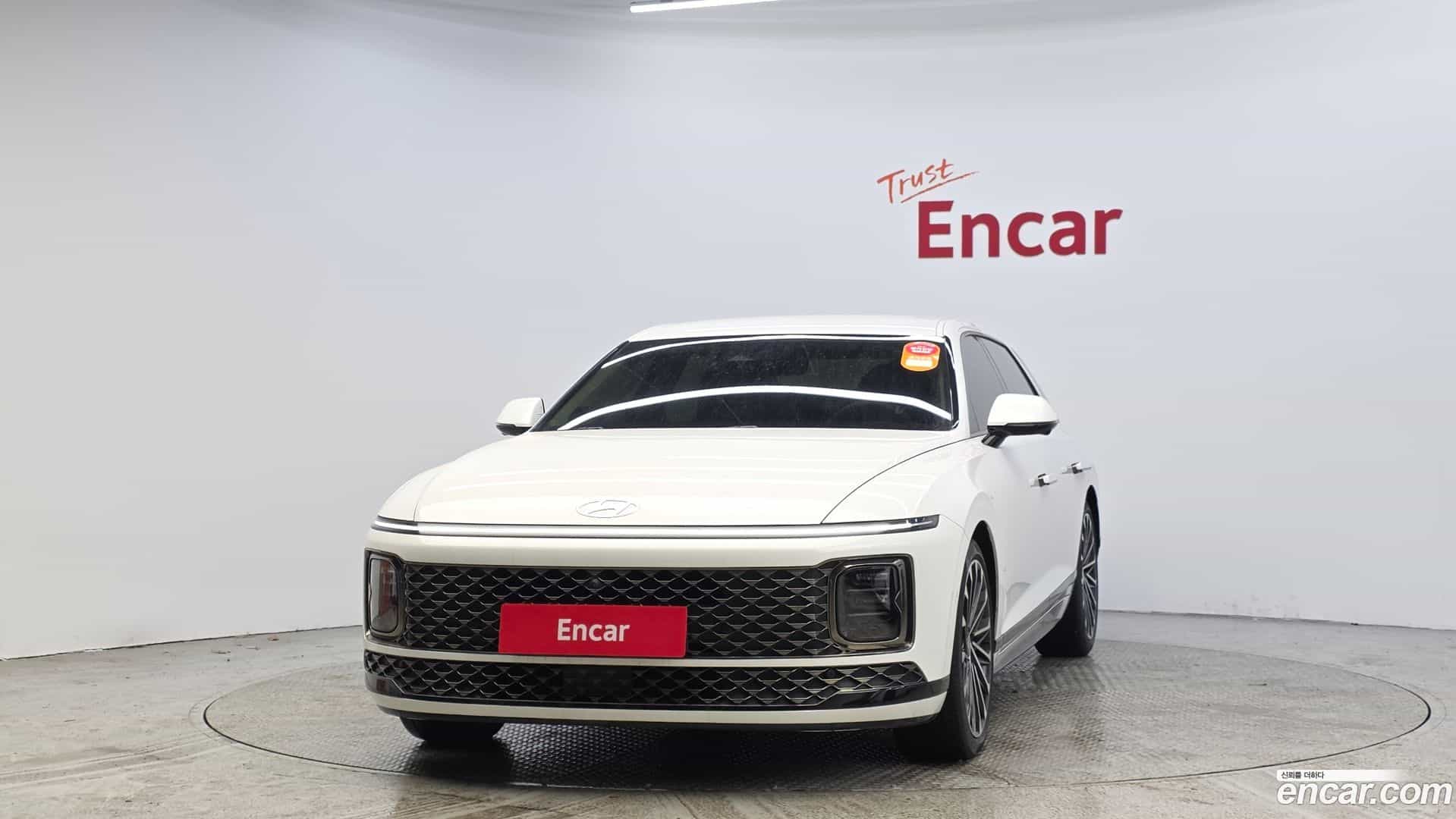 Grandeur Hyundai 2023.1-OUTER-003