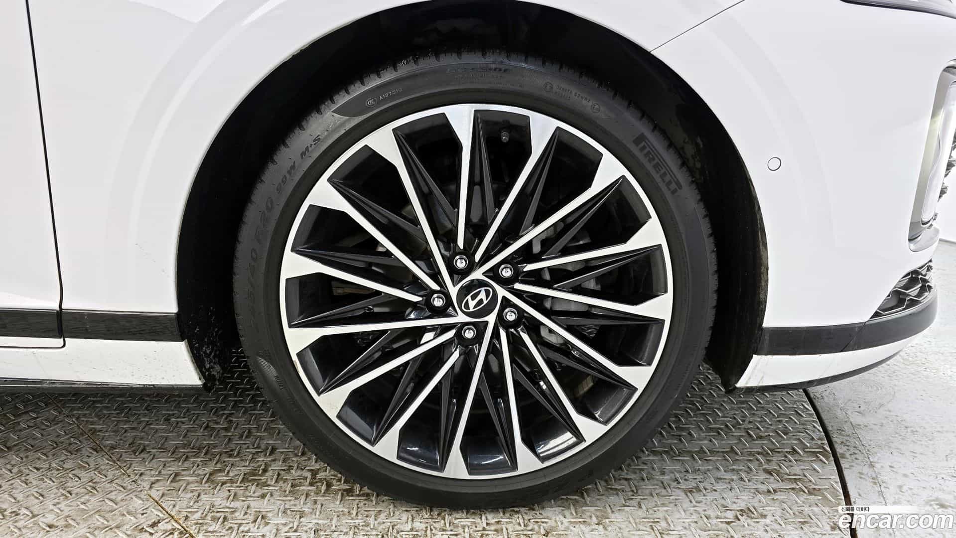 Grandeur Hyundai 2023.1-OUTER-005