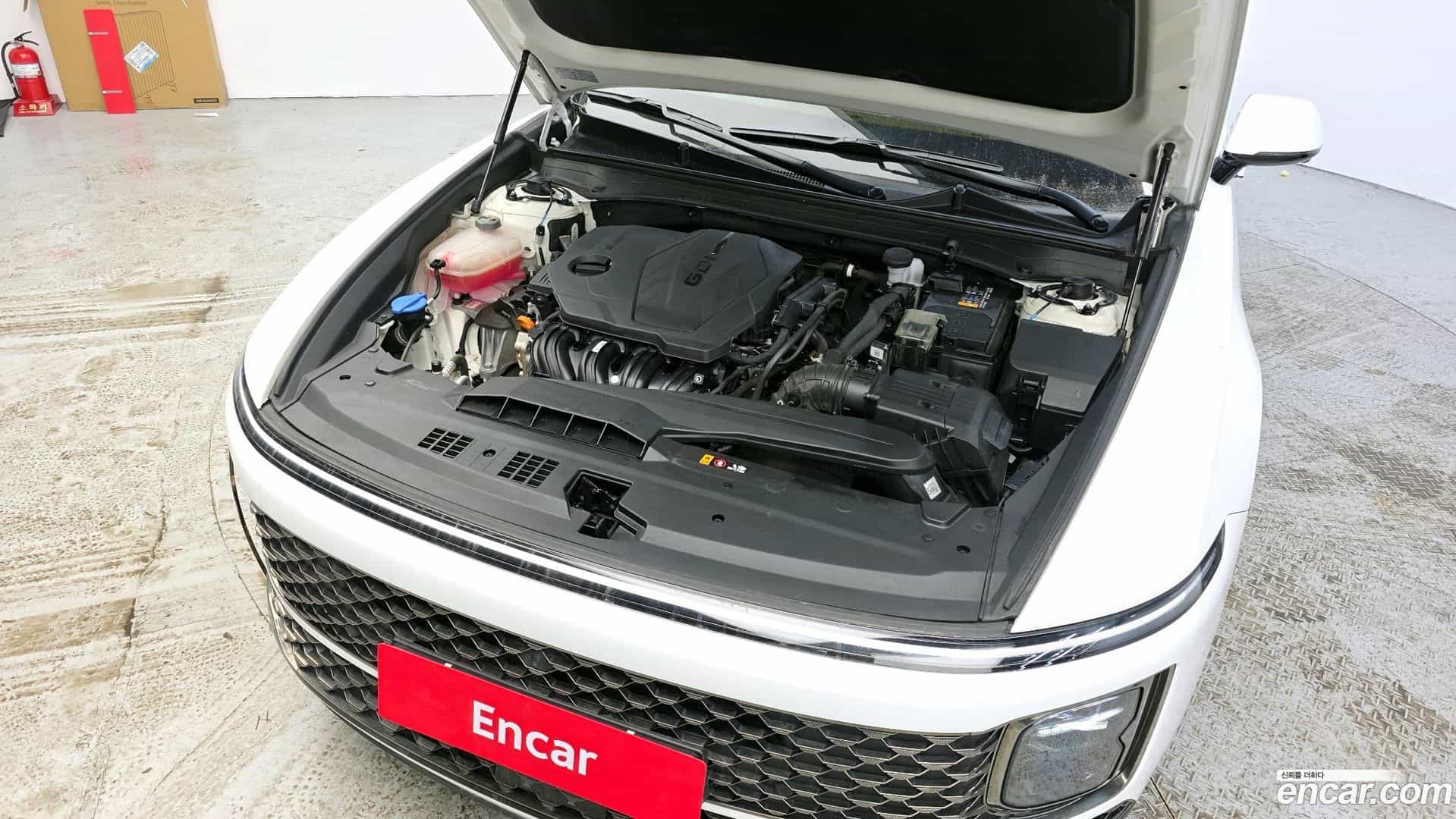 Grandeur Hyundai 2023.1-INNER-006