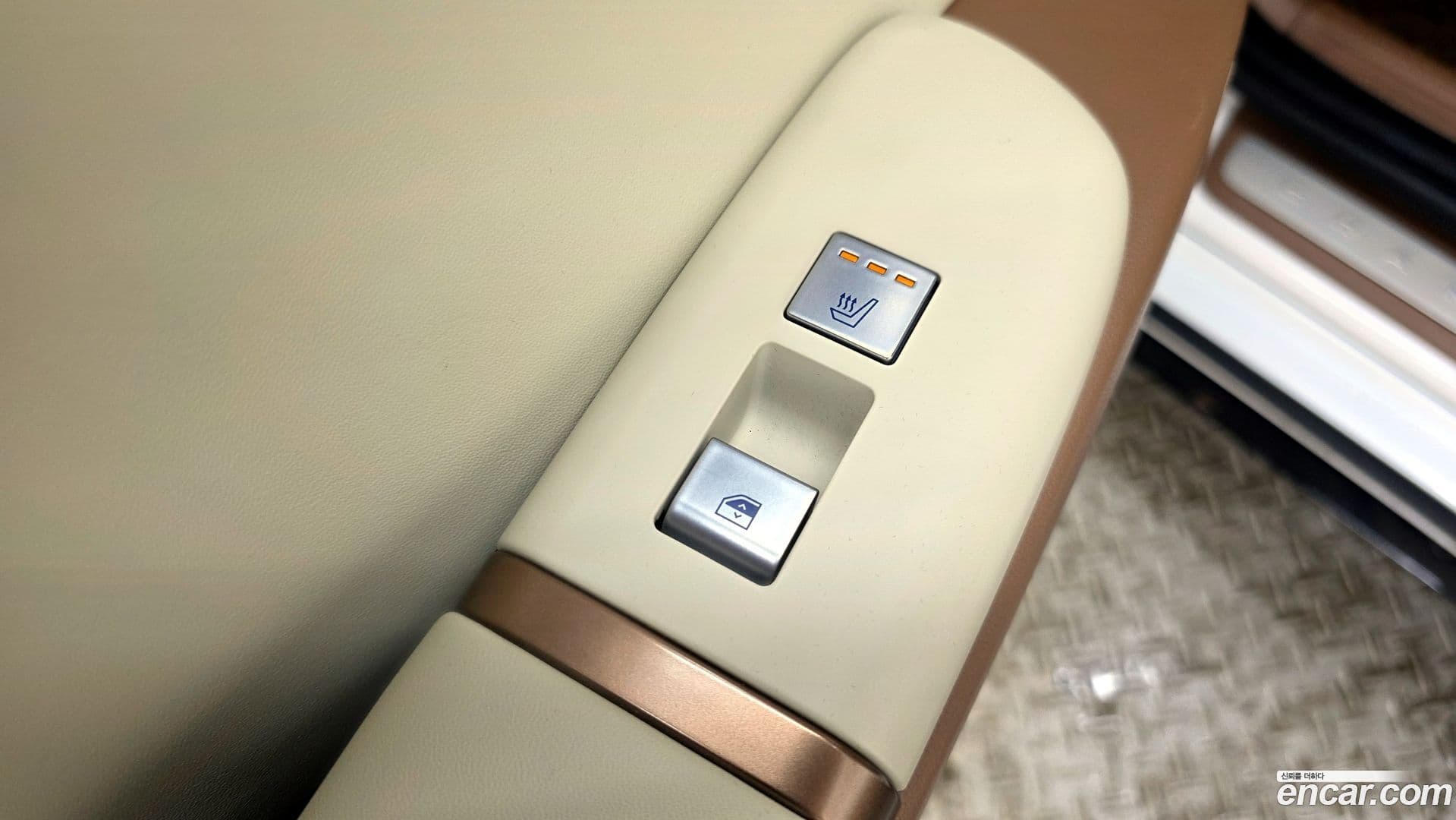 Main__Slider__Photo:Grandeur Hyundai 2023.1-17