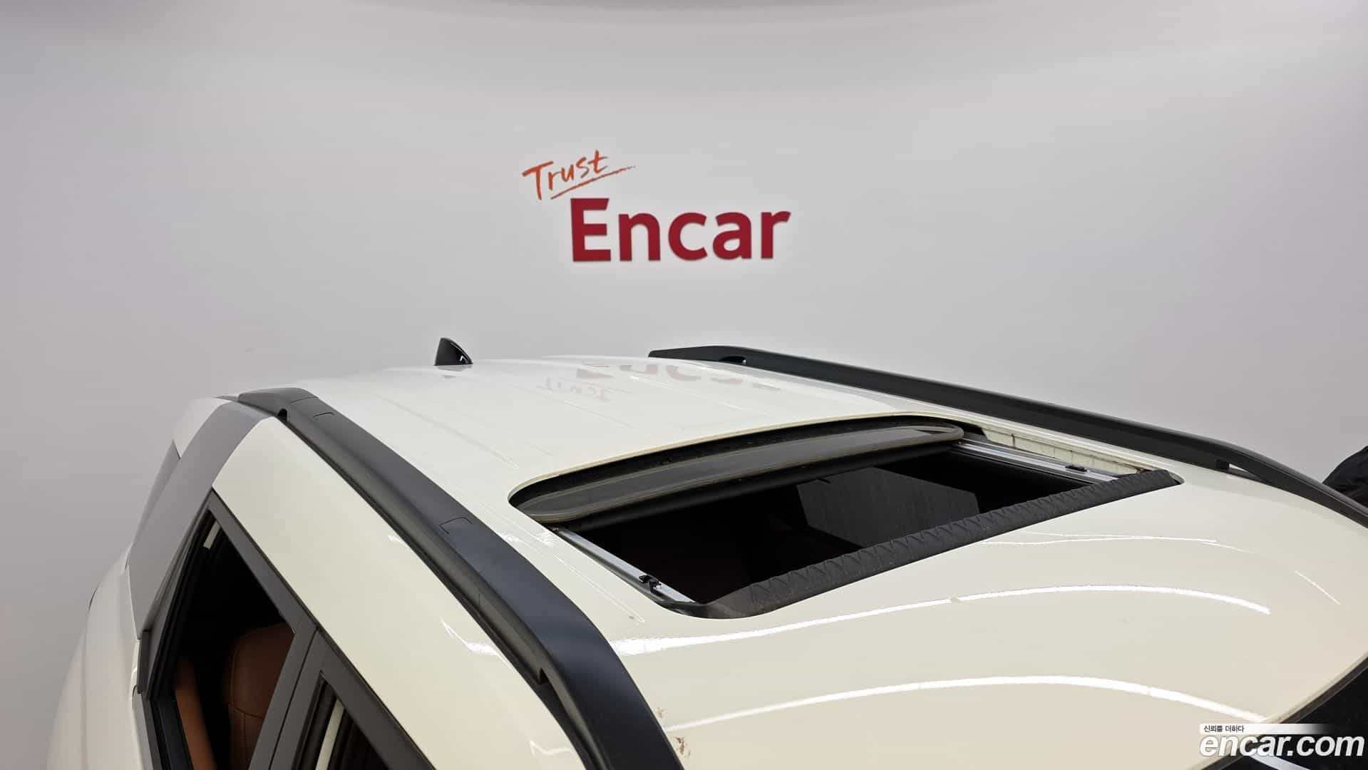 Torres KG_Mobility_Ssangyong 2022.7-OPTION-024