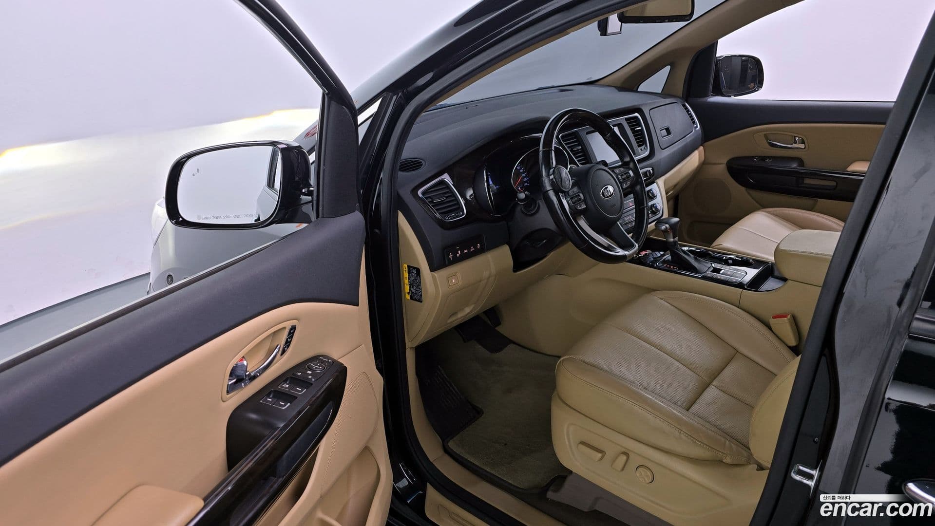 Main__Slider__Photo:Canival Kia 2019.7-9