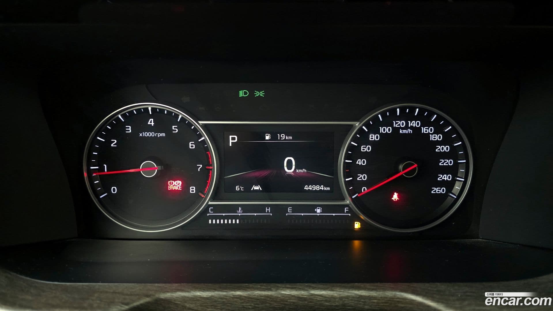 Main__Slider__Photo:Sorento Kia 2022.3-7