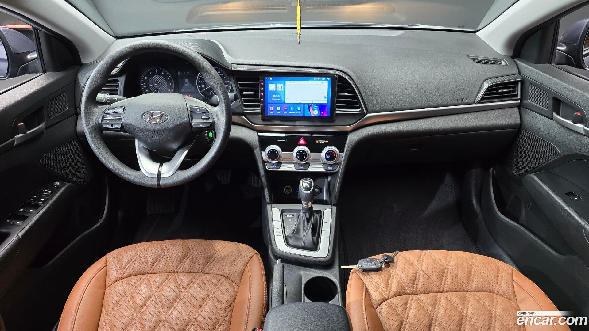 Main__Slider__Photo:AVANTE Hyundai 2019.10-6