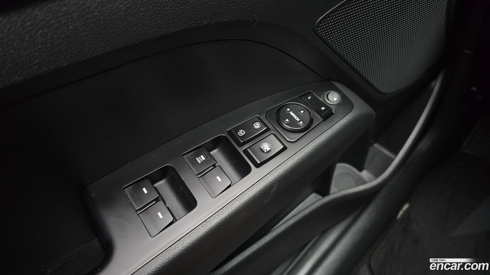 Main__Slider__Photo:AVANTE Hyundai 2019.10-18