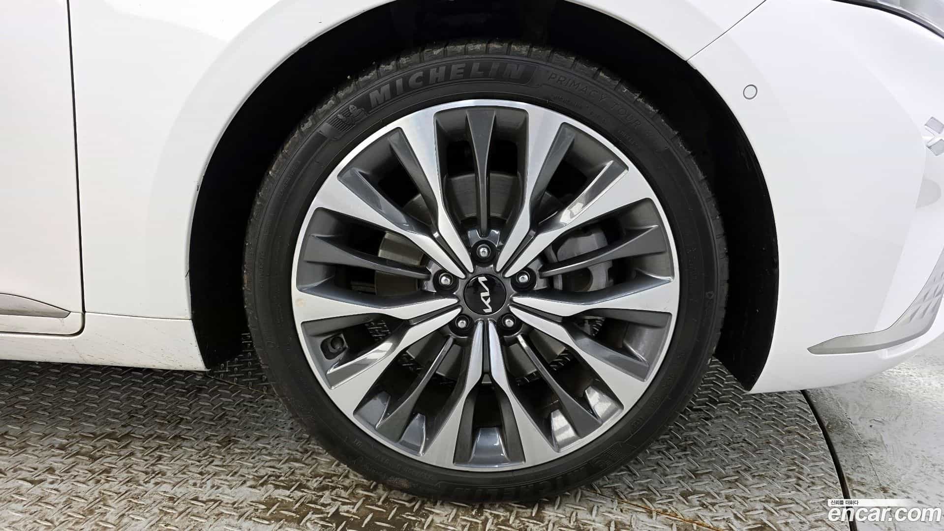 K8 Kia 2023.1-OUTER-005