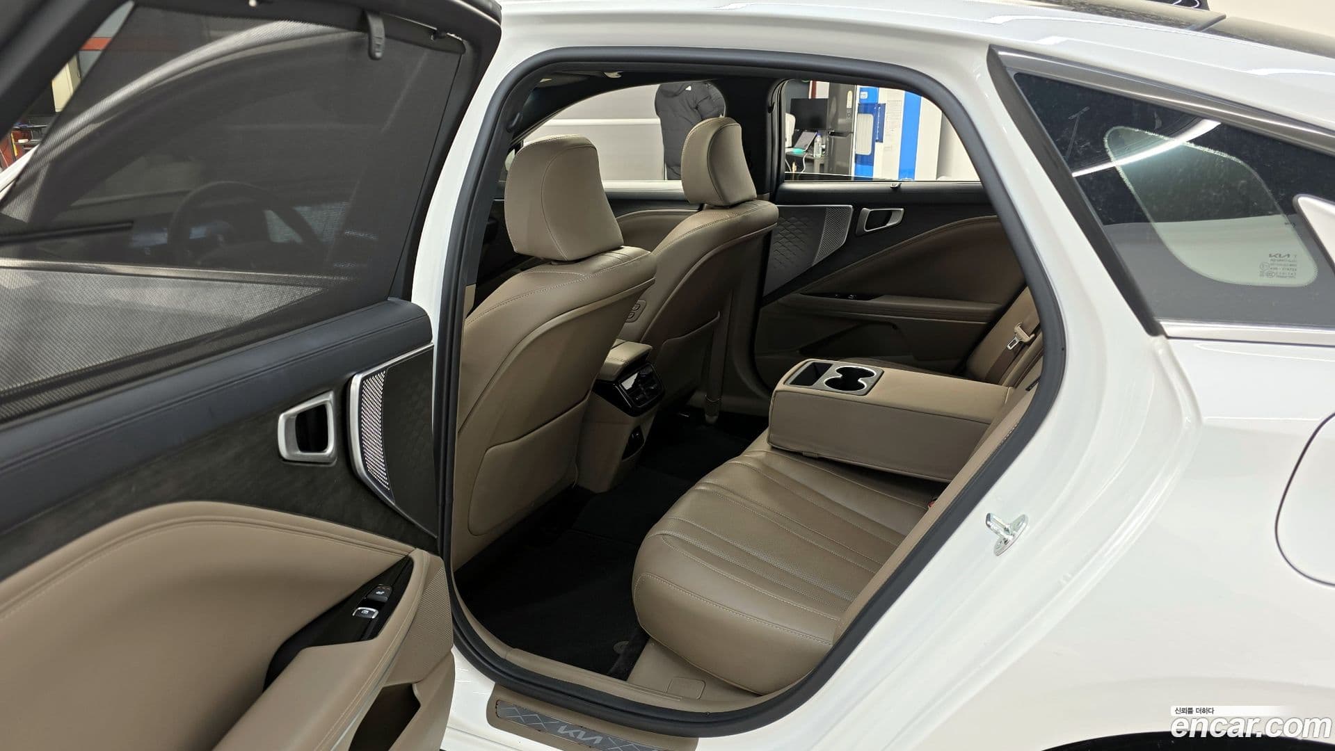 Main__Slider__Photo:K8 Kia 2023.1-10