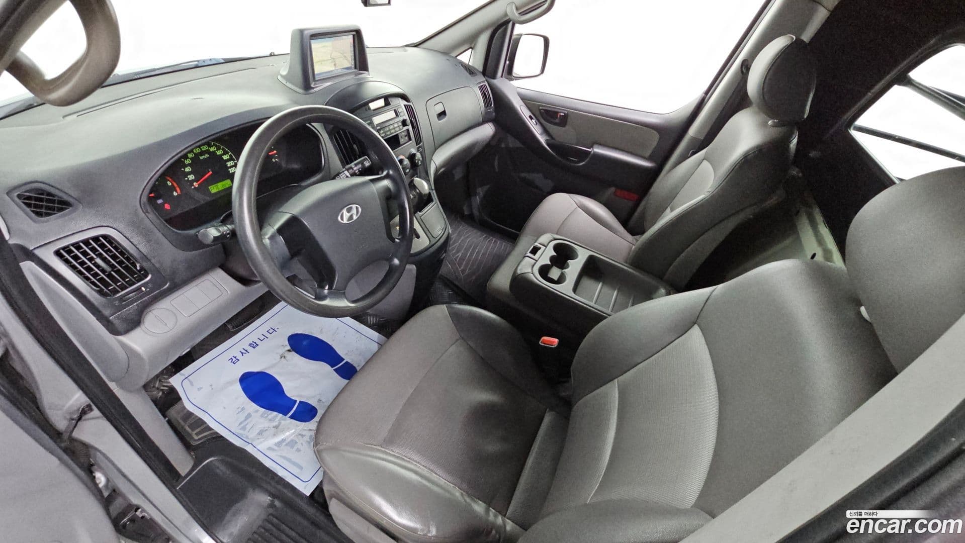 Main__Slider__Photo:Starex Hyundai 2011.0-6