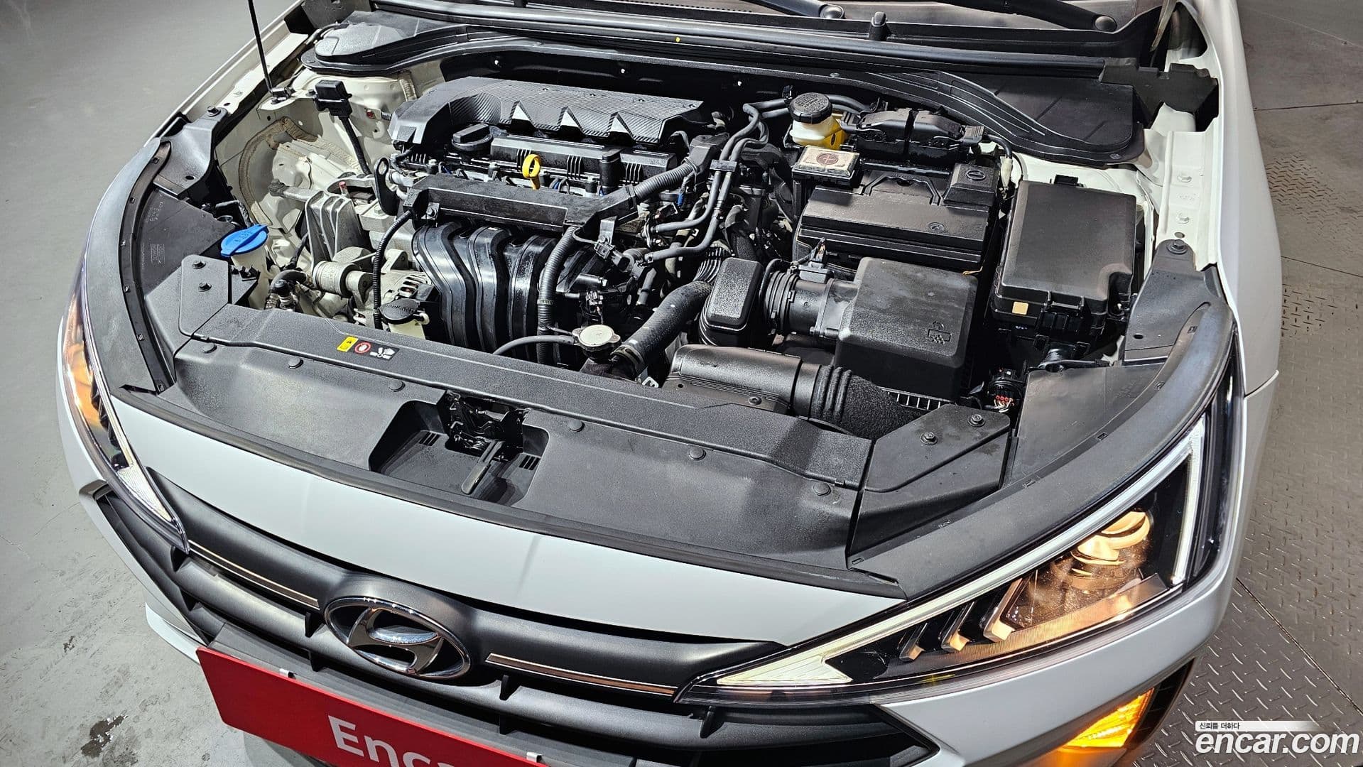 Main__Slider__Photo:AVANTE Hyundai 2018.9-5