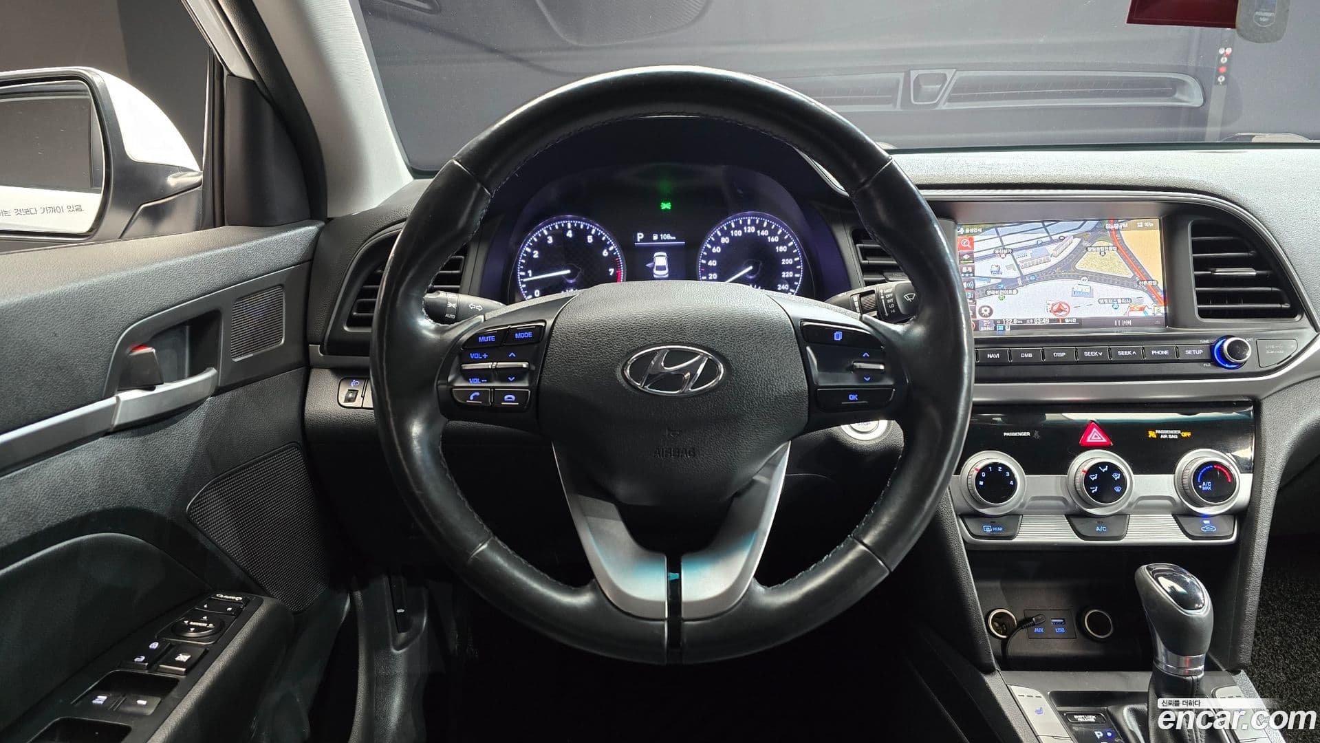 Main__Slider__Photo:AVANTE Hyundai 2018.9-13