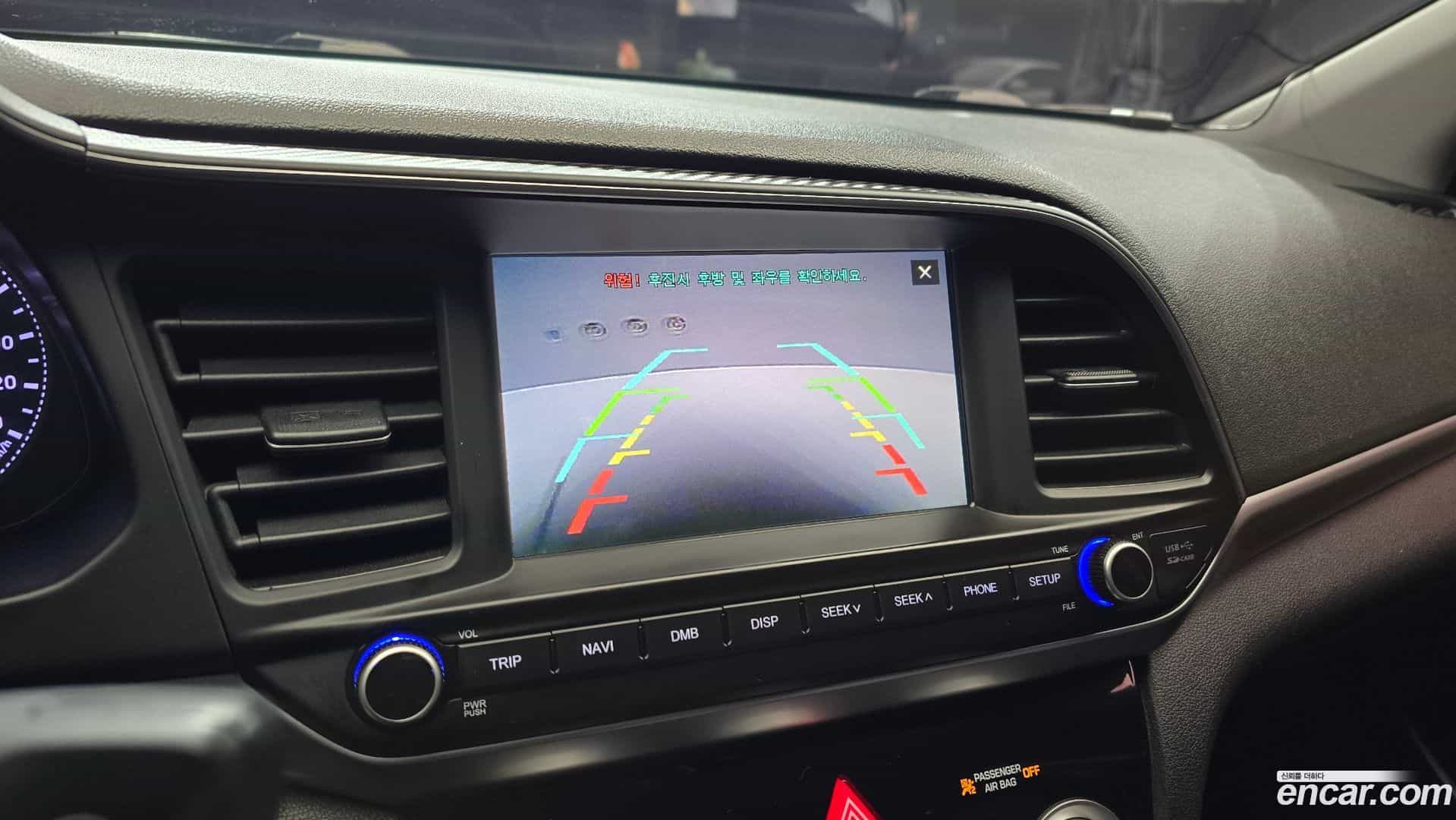 AVANTE Hyundai 2018.9-OPTION-020